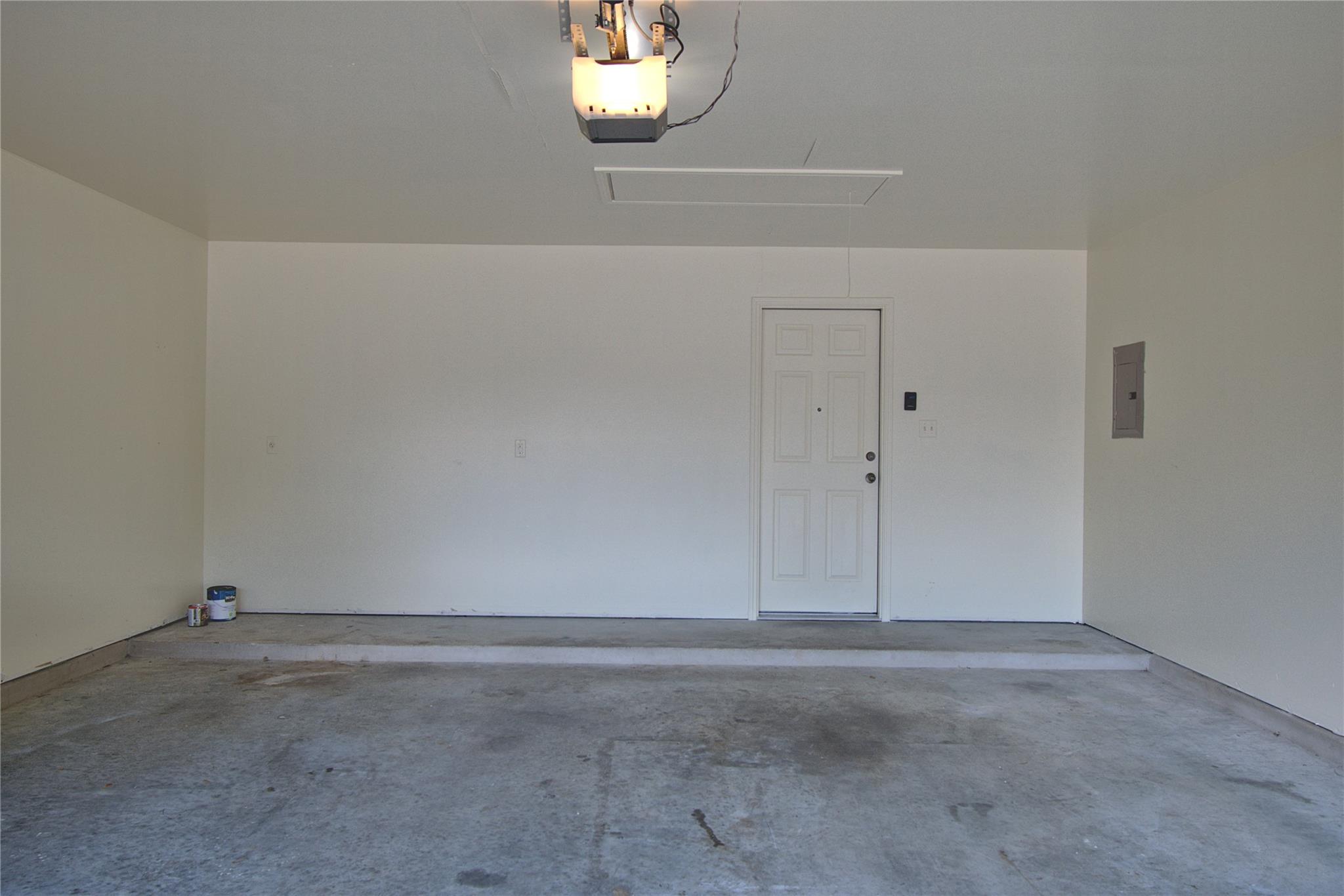 7749 Squirrel Hollow Dr, Georgetown, TX 78628