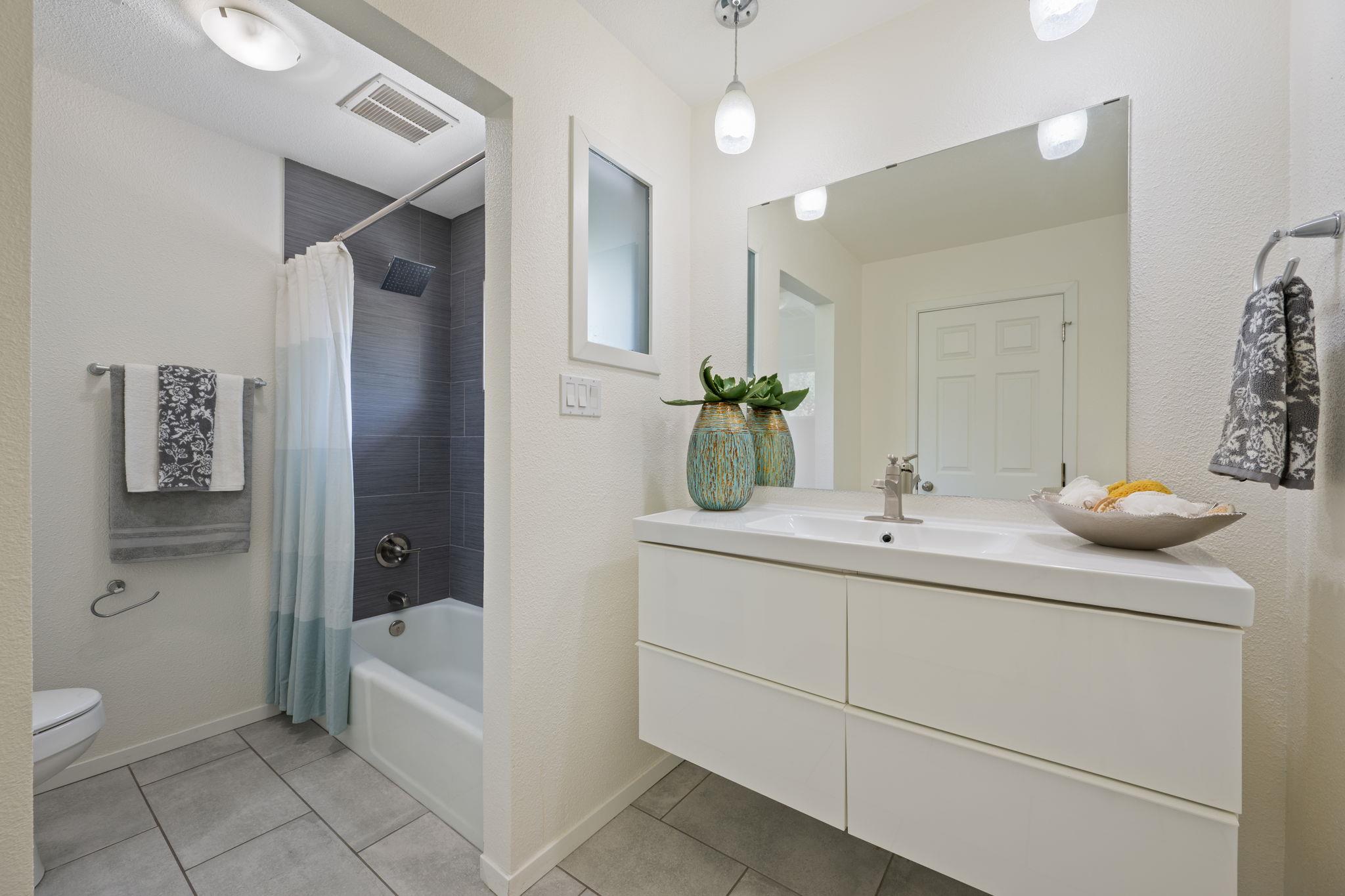 7102 Fred Morse Dr, Austin, TX 78723