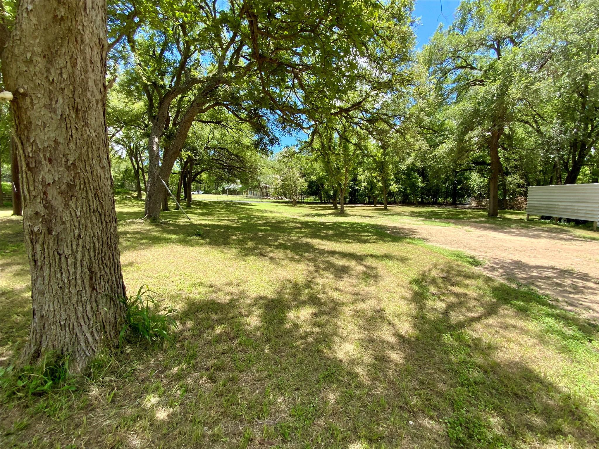 909 Center Cir, Salado, TX 76571