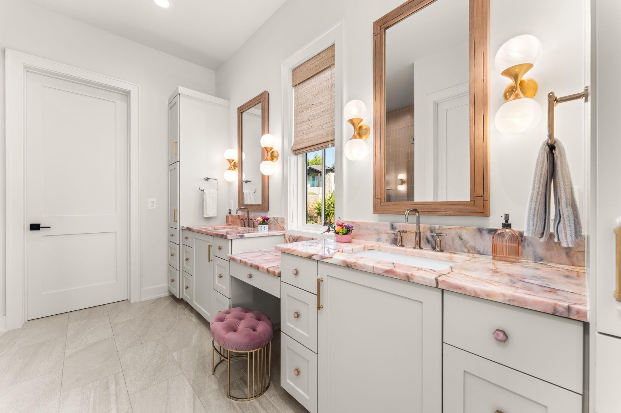 12625 Maidenhair Ln # 33, Austin, TX 78738