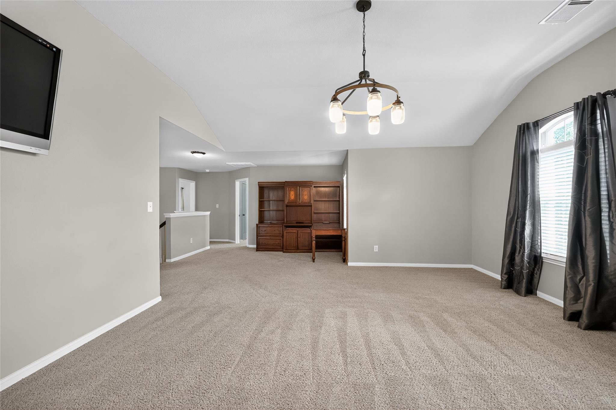 15512 Interlachen Dr, Austin, TX 78717