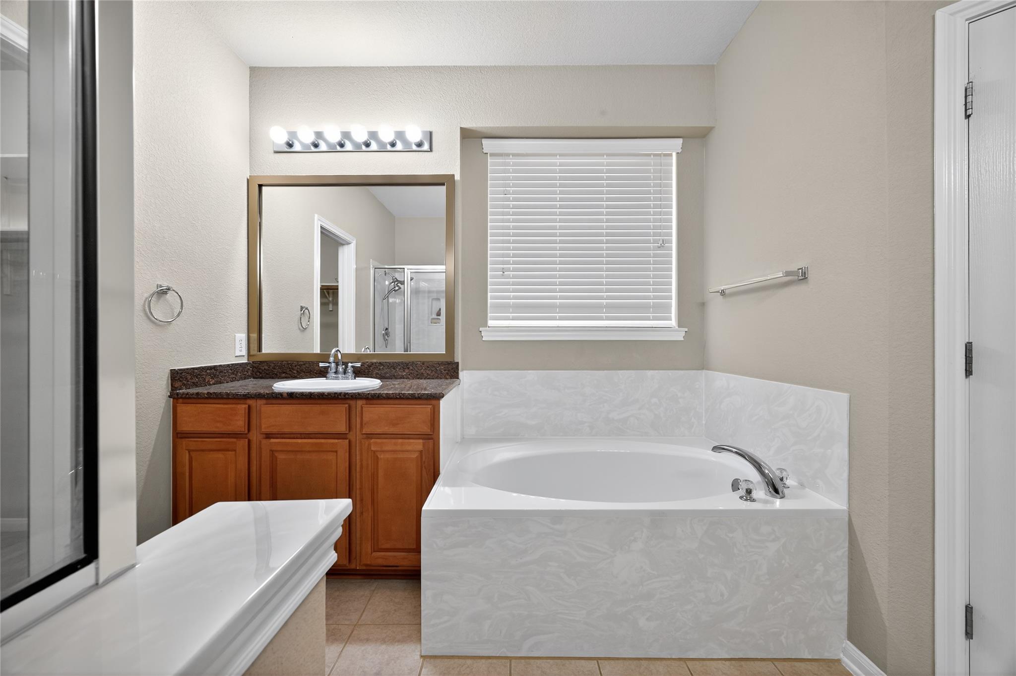 15512 Interlachen Dr, Austin, TX 78717