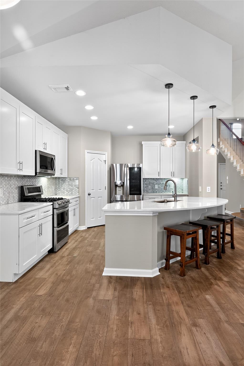 15512 Interlachen Dr, Austin, TX 78717