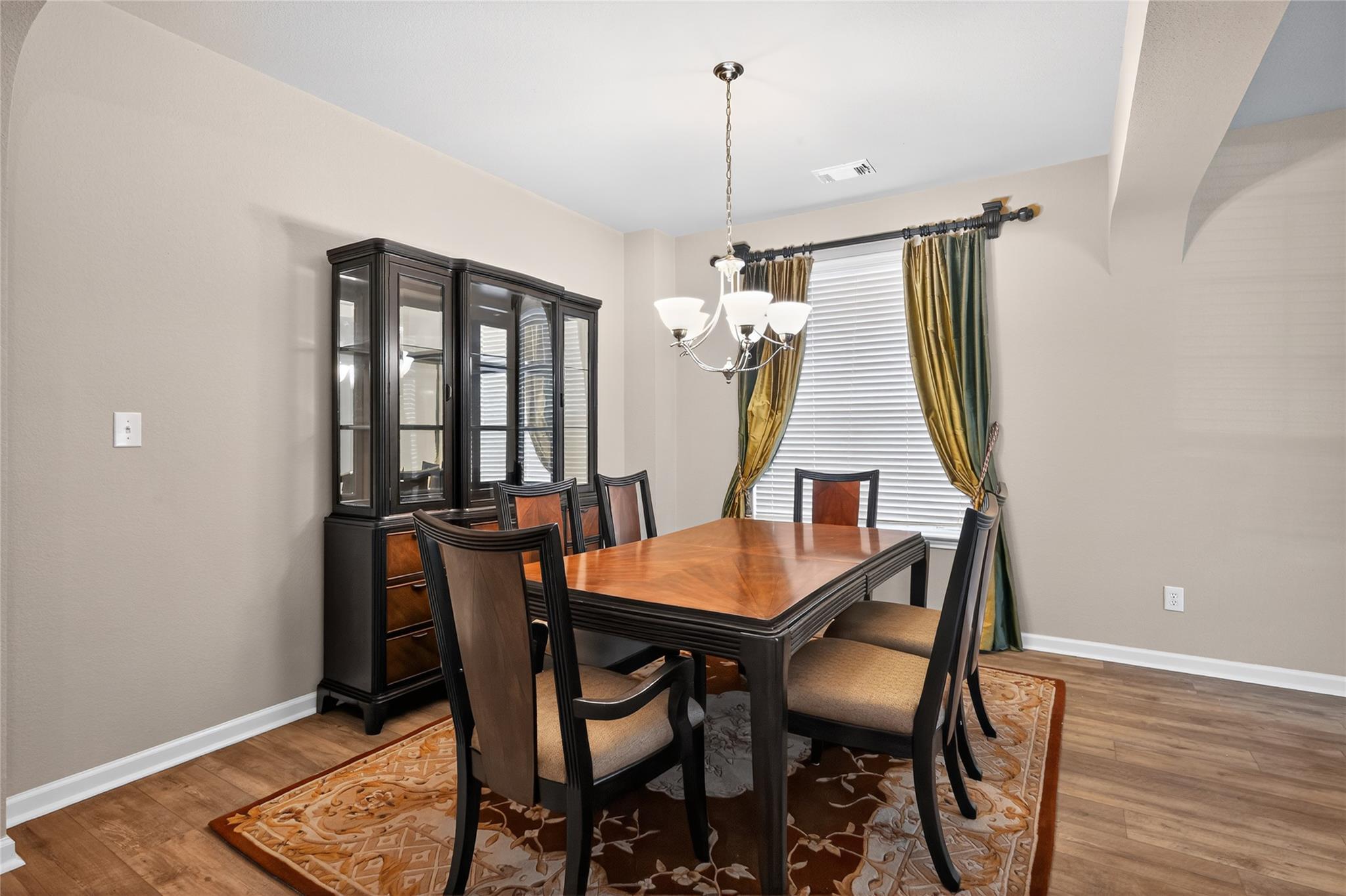 15512 Interlachen Dr, Austin, TX 78717