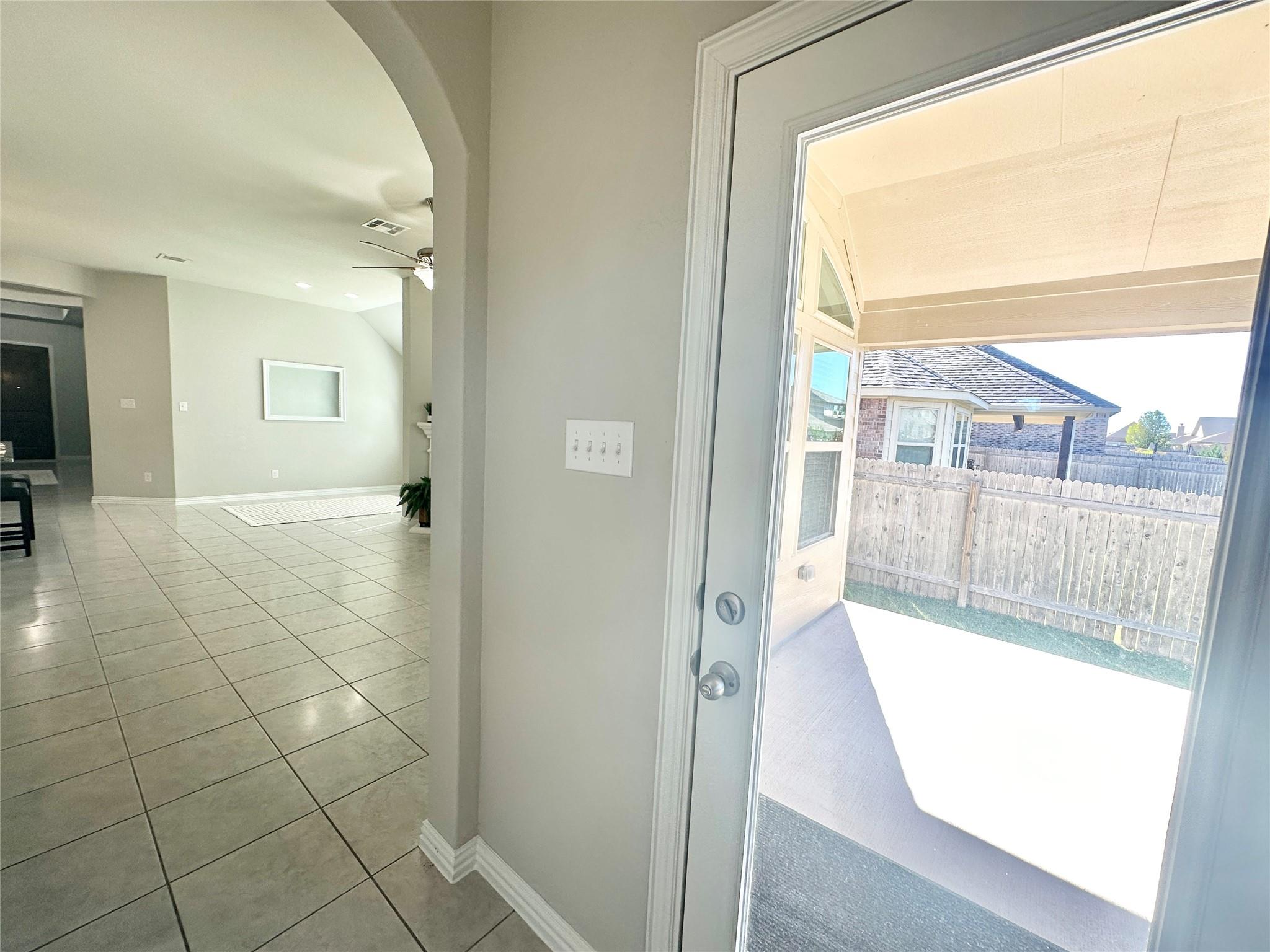 1017 Hillrose Dr, Leander, TX 78641