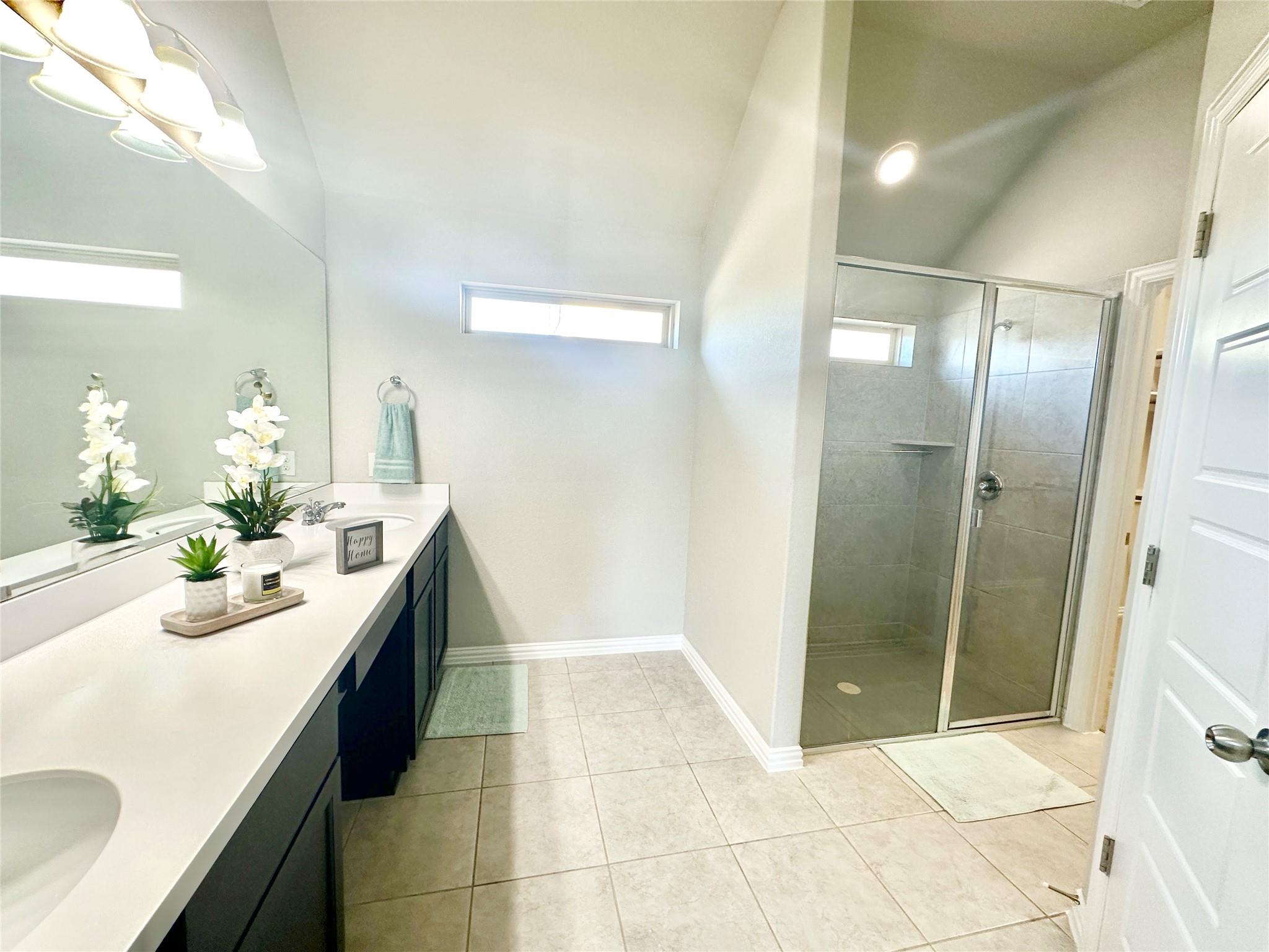 1017 Hillrose Dr, Leander, TX 78641