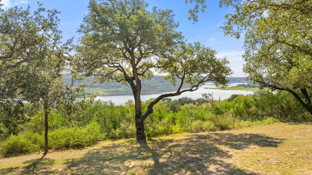 111 Swift Water Rd, Marble Falls, TX 78654