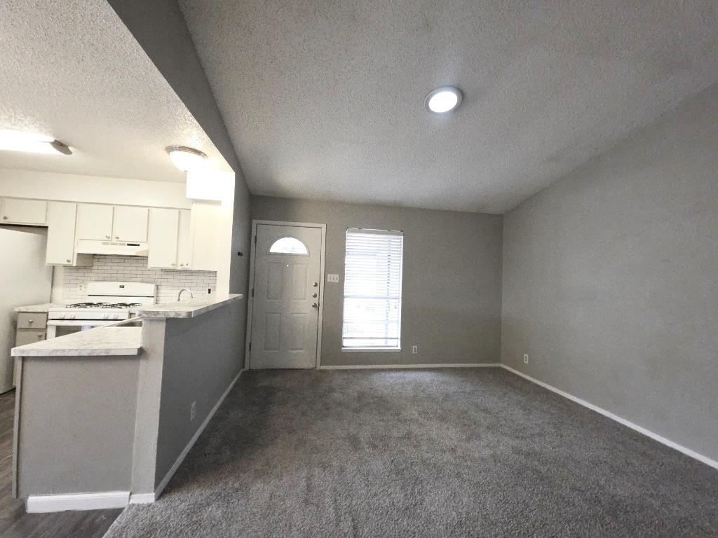 1925 Nicole Cir # B, Round Rock, TX 78664