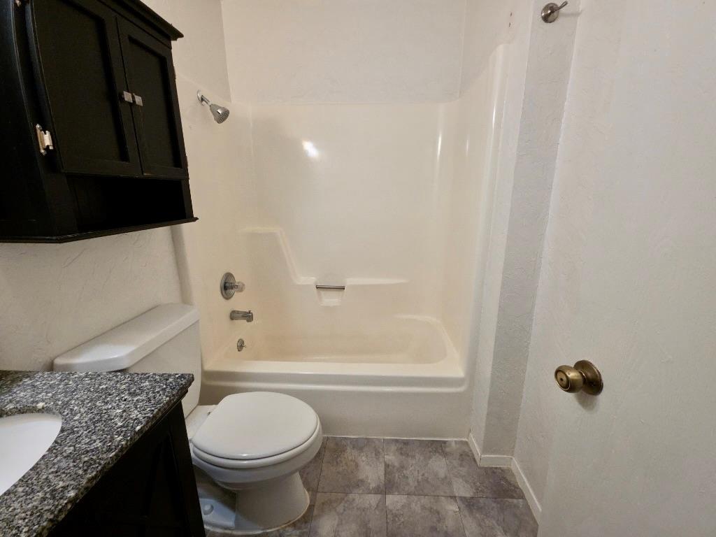 1925 Nicole Cir # B, Round Rock, TX 78664