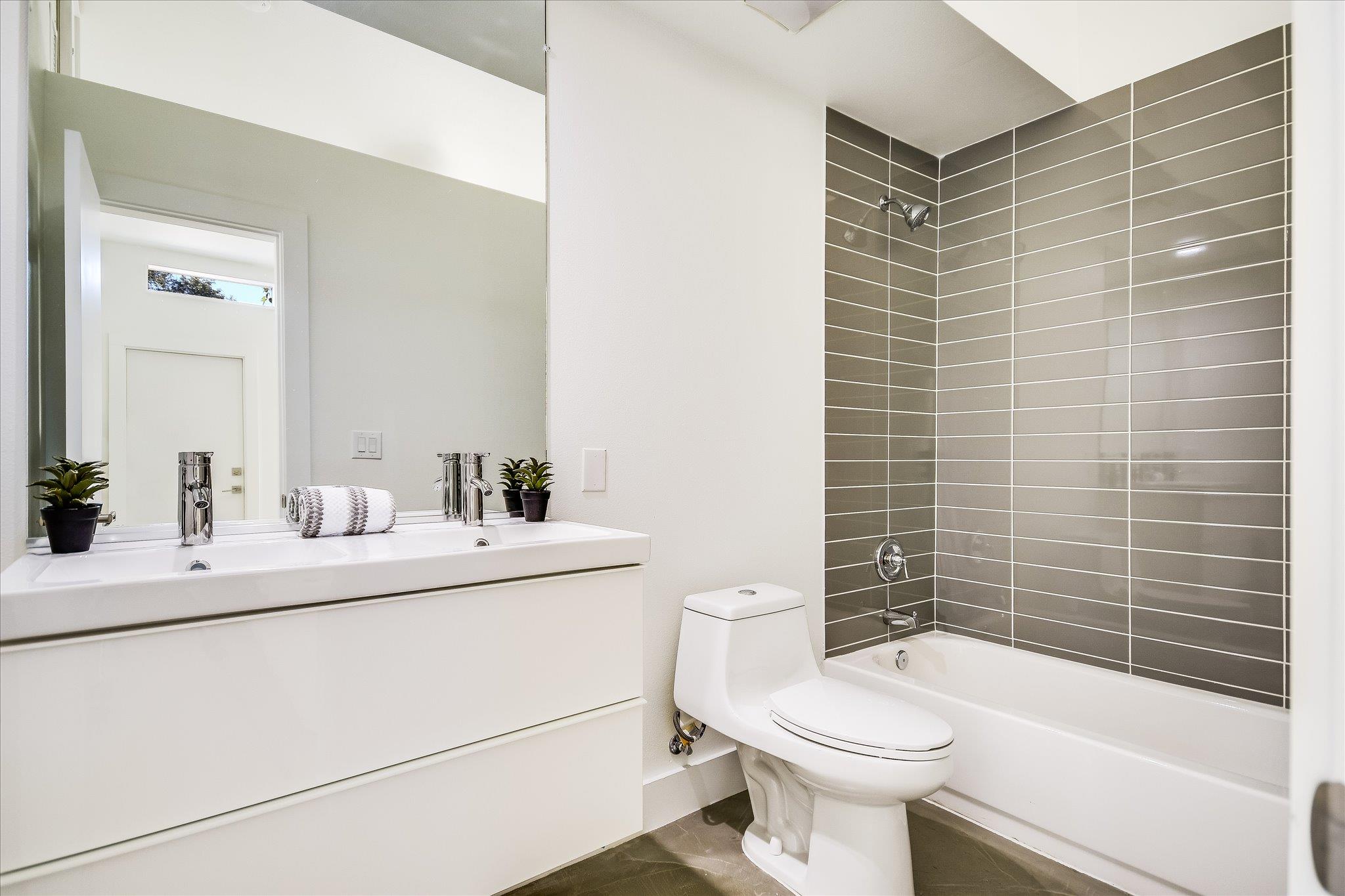 1708 Fair Oaks Dr, Austin, TX 78745