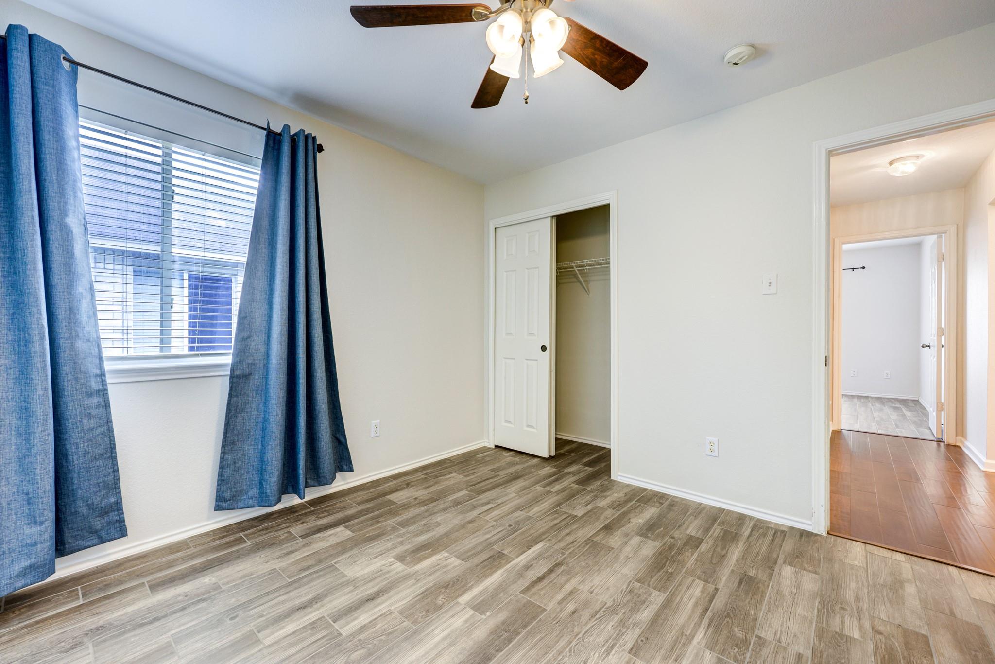 12017 Buzz Schneider Ln, Austin, TX 78748