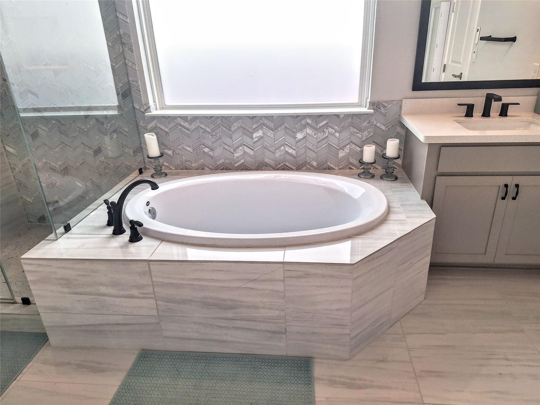 17405 Hattie Trce, Austin, TX 78738