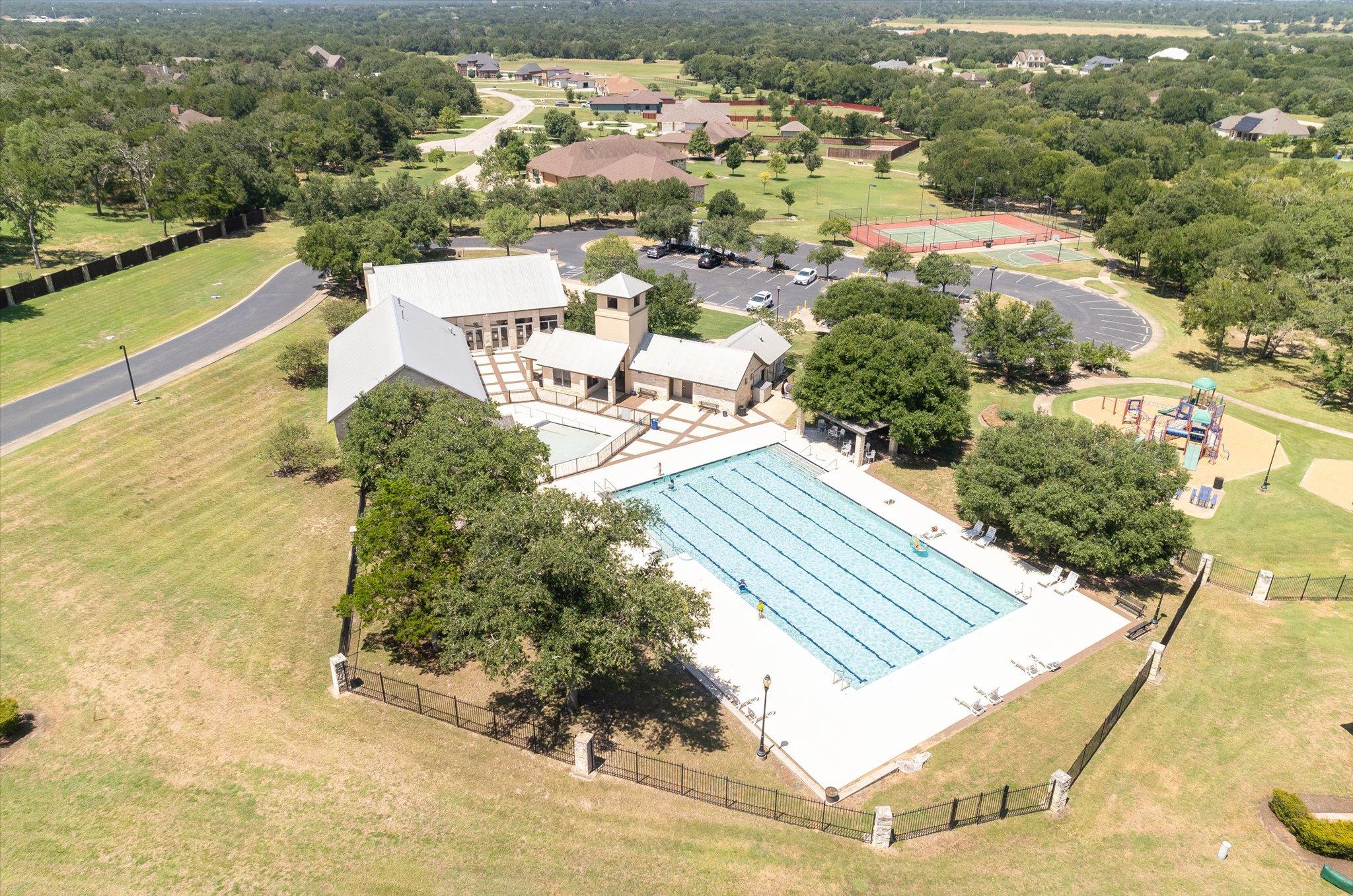 110 Gaston Dr, Bastrop, TX 78602