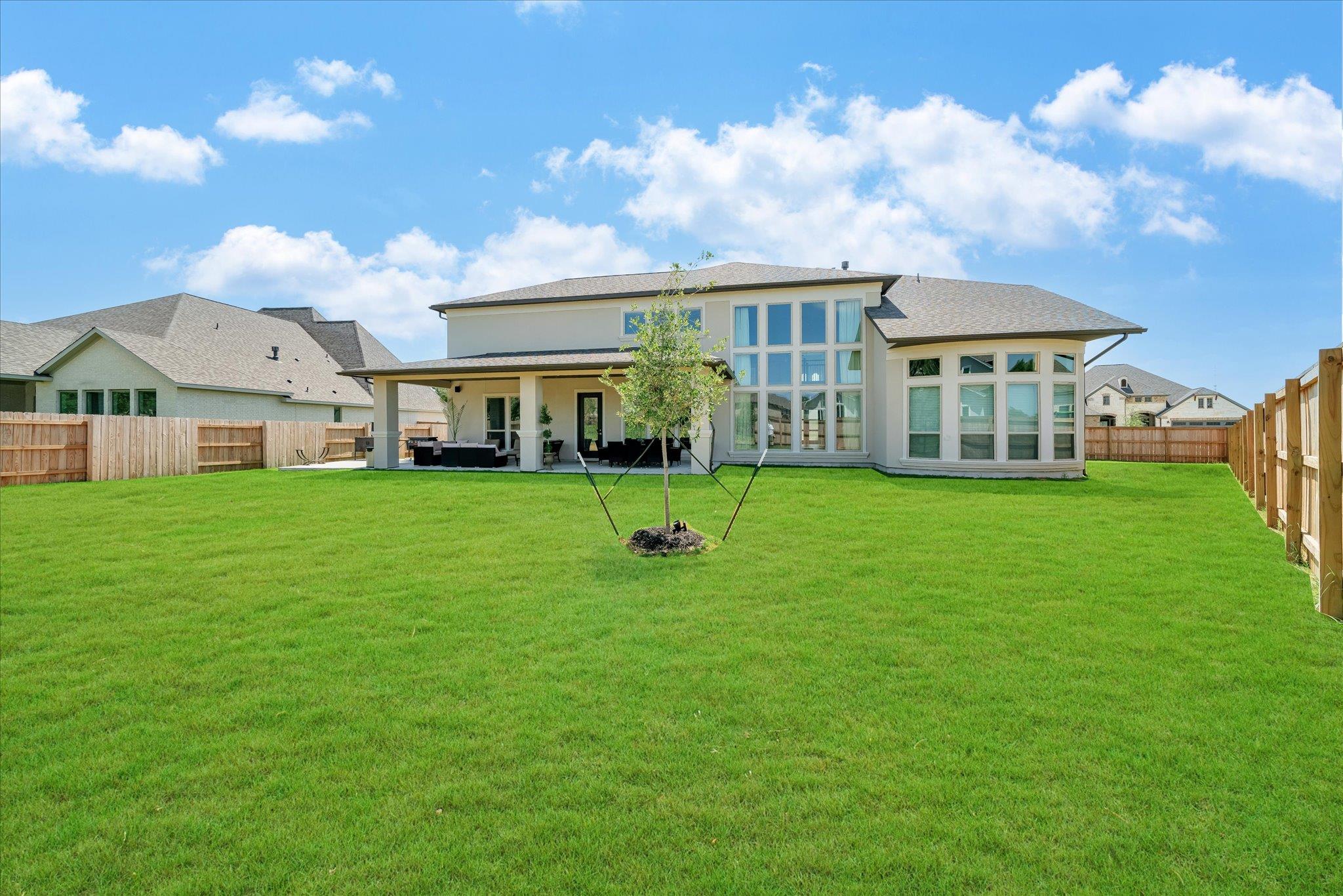 110 Gaston Dr, Bastrop, TX 78602