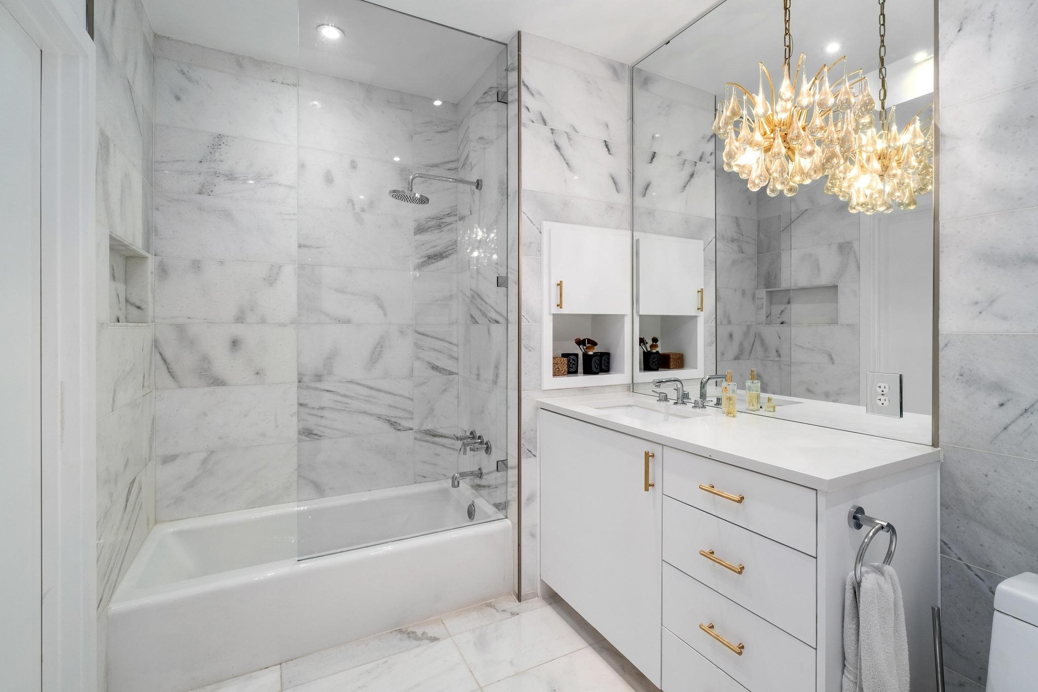 2404 Enfield Rd, Austin, TX 78703