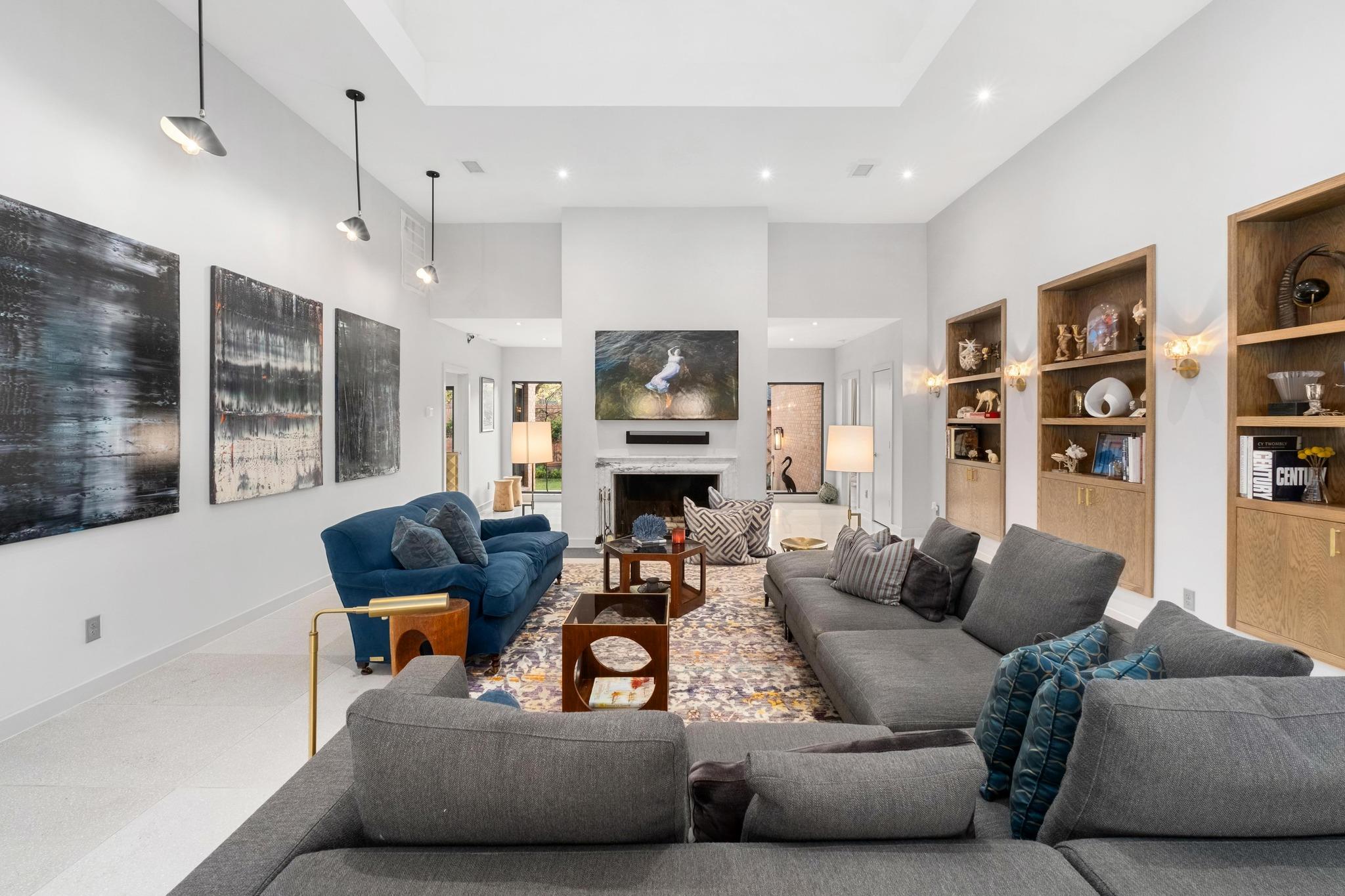 2404 Enfield Rd, Austin, TX 78703