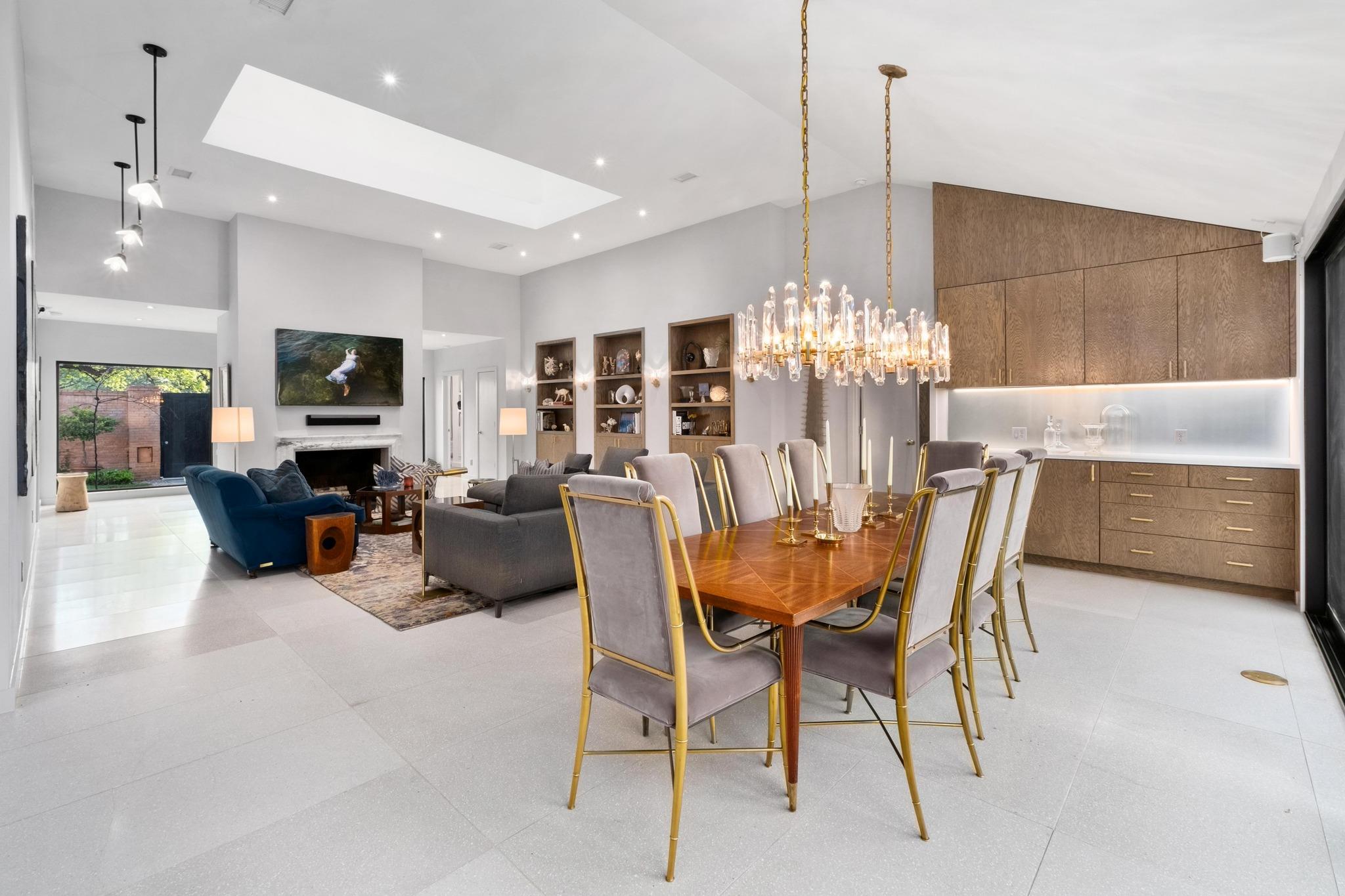 2404 Enfield Rd, Austin, TX 78703