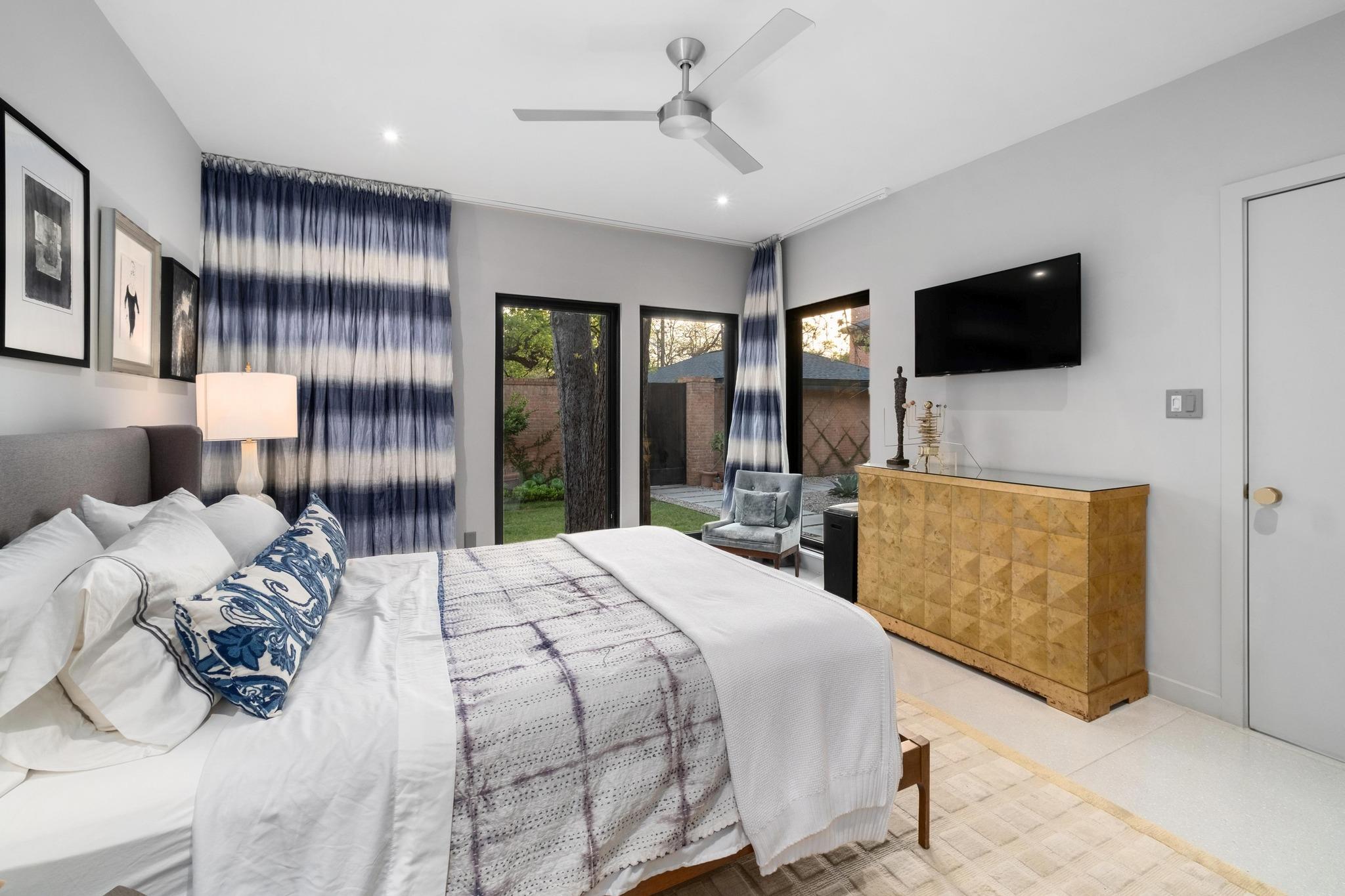 2404 Enfield Rd, Austin, TX 78703