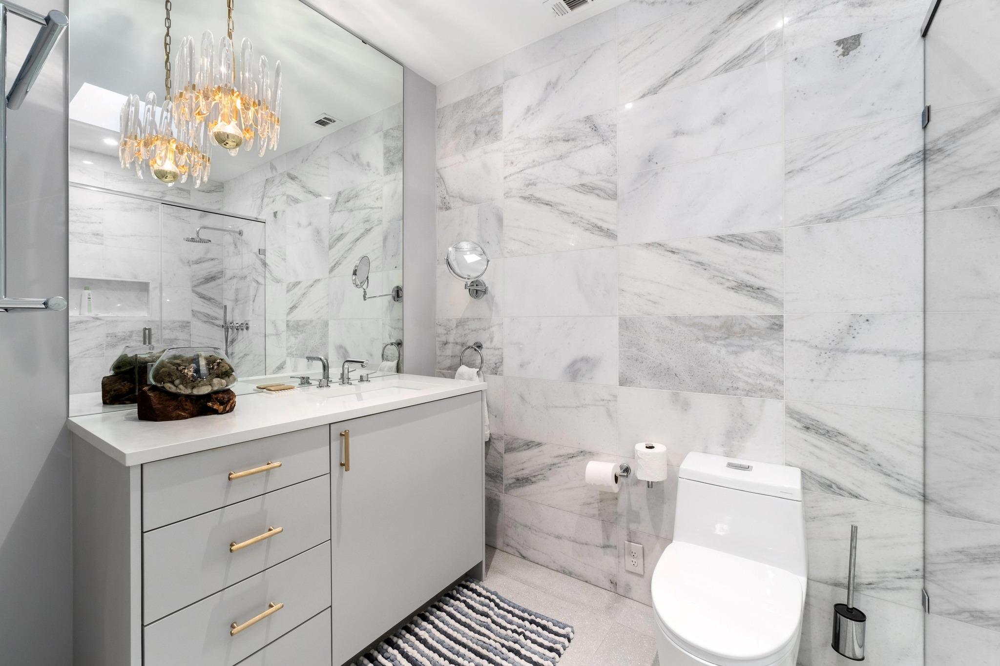 2404 Enfield Rd, Austin, TX 78703