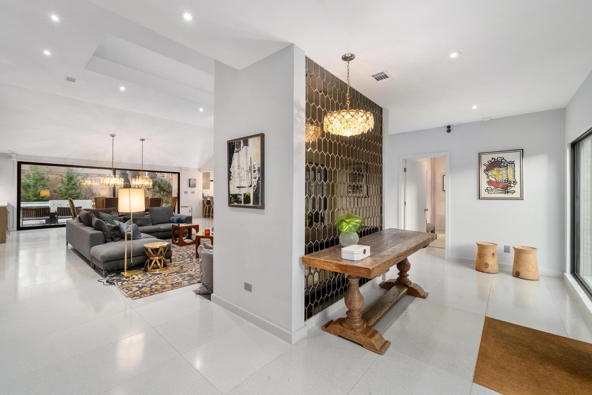 2404 Enfield Rd, Austin, TX 78703