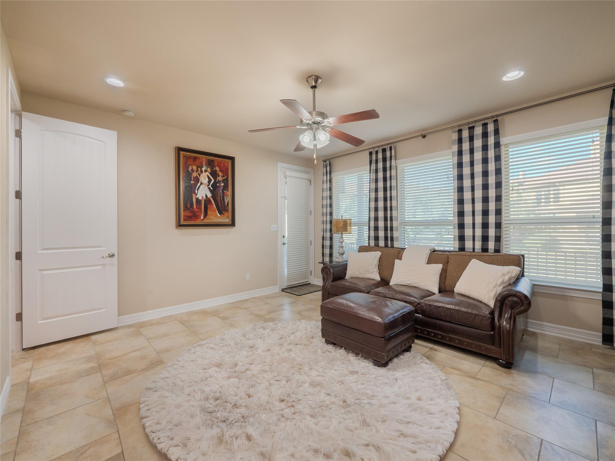 804 San Remo Blvd # 26B, Lakeway, TX 78734