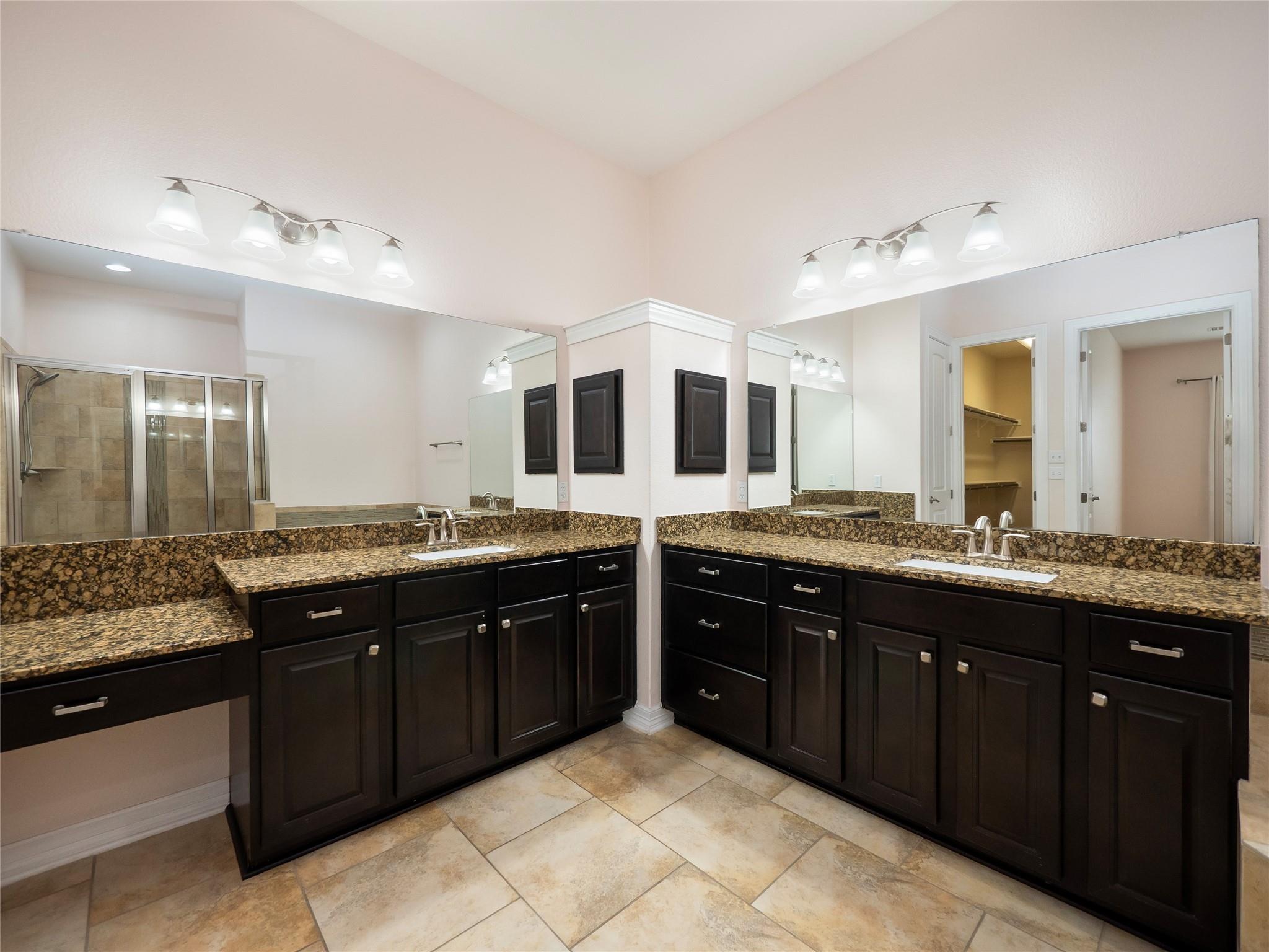 804 San Remo Blvd # 26B, Lakeway, TX 78734