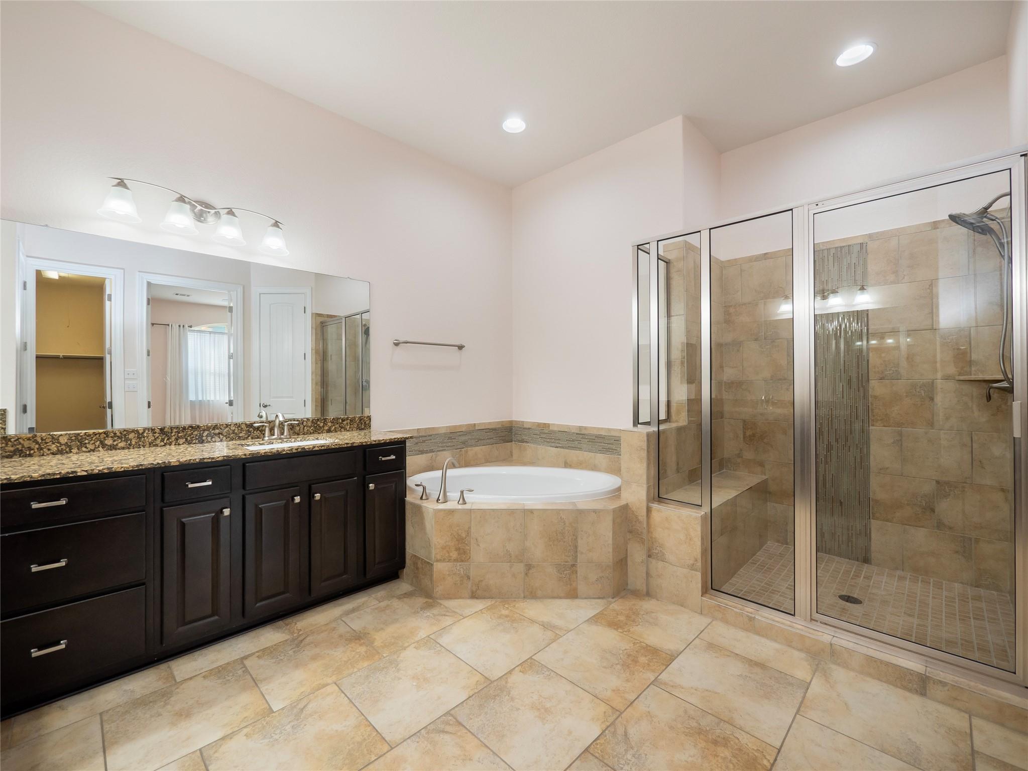 804 San Remo Blvd # 26B, Lakeway, TX 78734