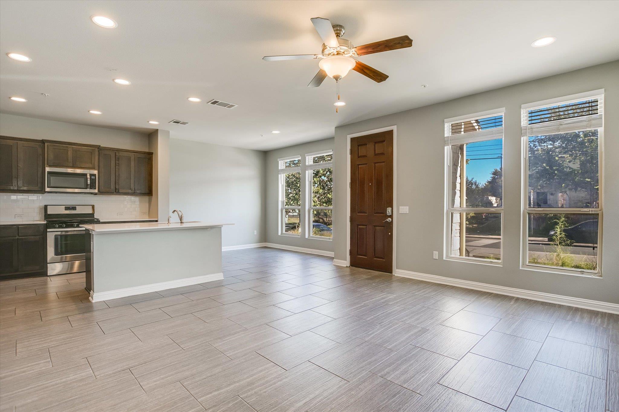 6814 E Riverside Dr # 61, Austin, TX 78741