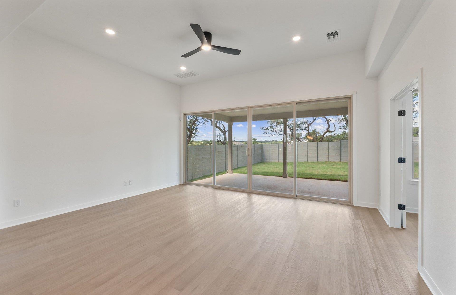 1812 Spring Mountain Cv, Georgetown, TX 78628