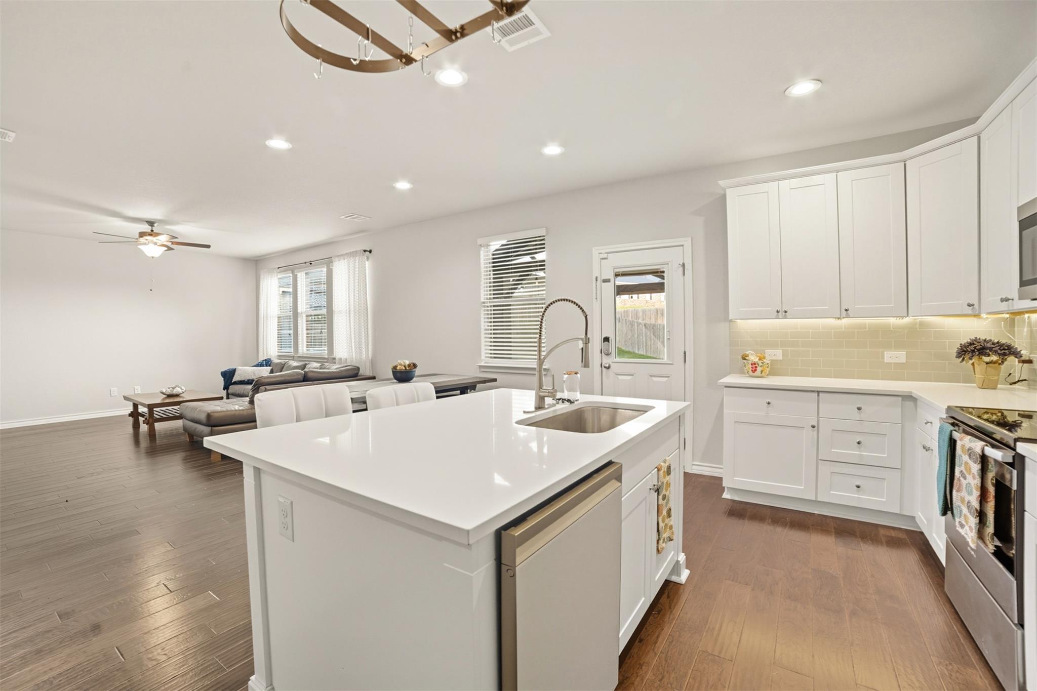 616 American Trl # 176, Leander, TX 78641