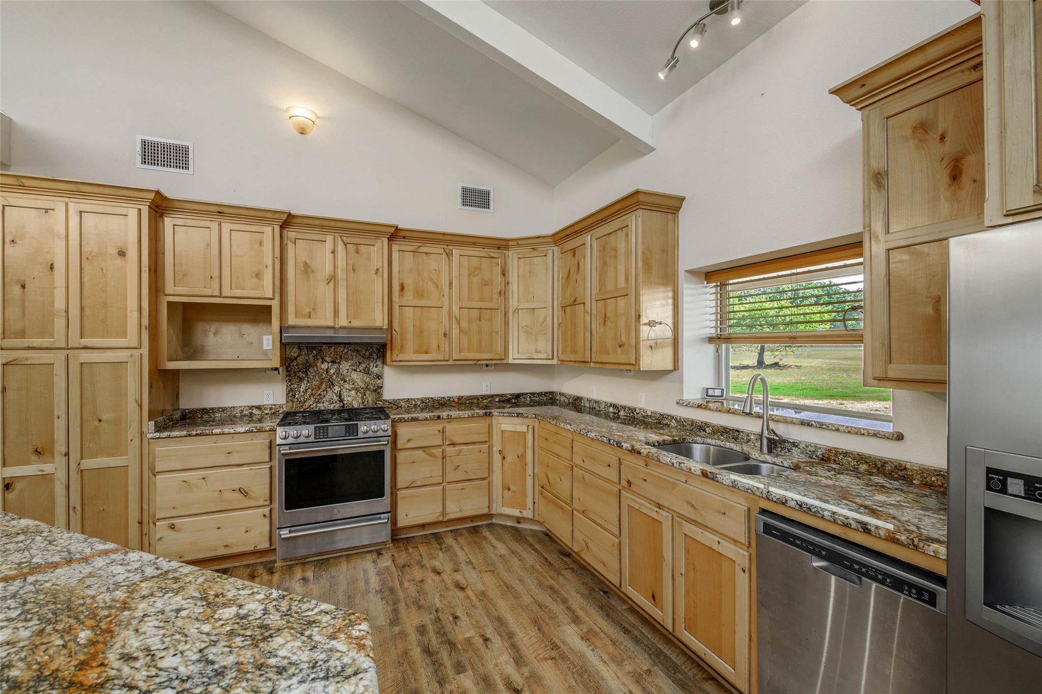 2579 County Road 140, Cameron, TX 76520