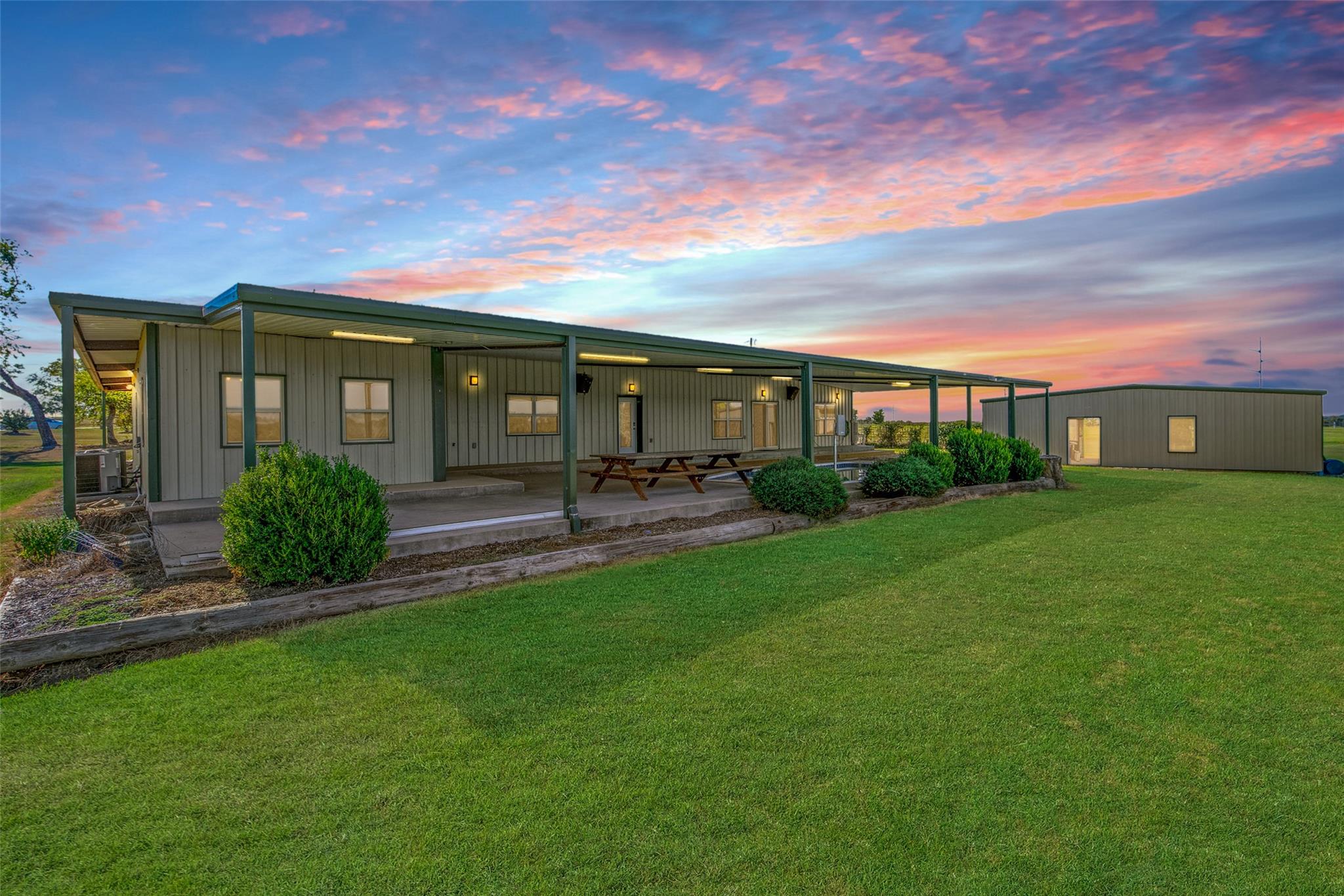 2579 County Road 140, Cameron, TX 76520