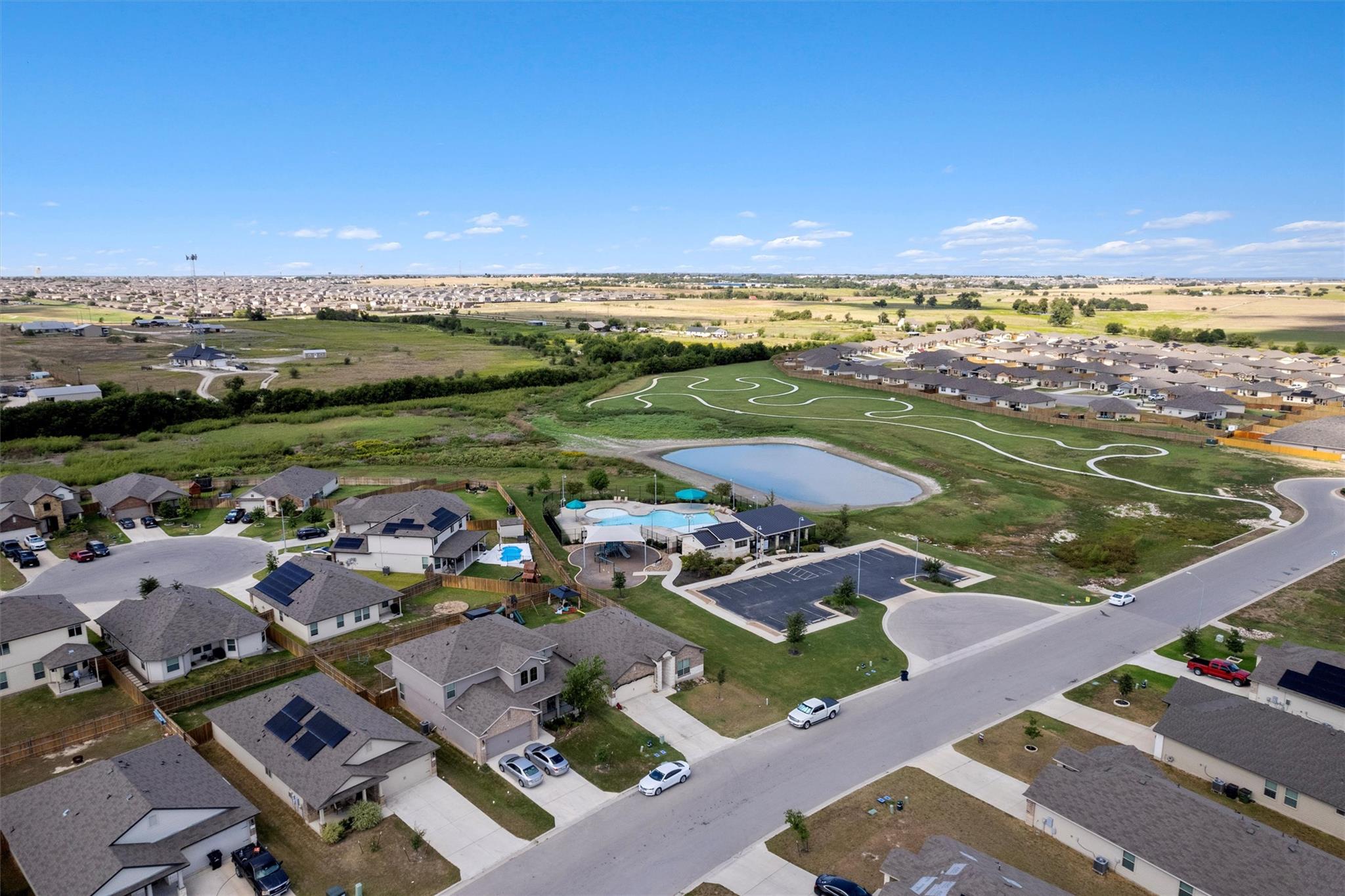 148 Rearden Blvd, Jarrell, TX 76537