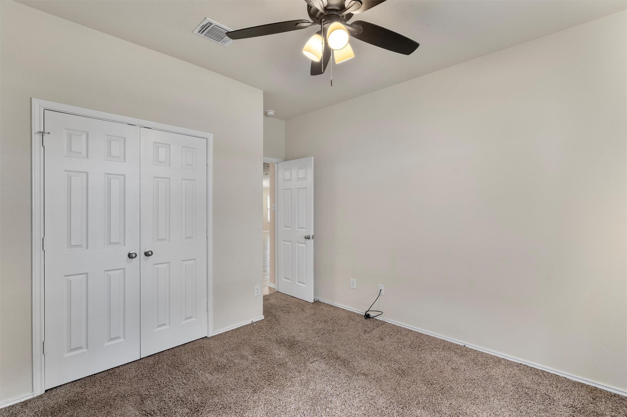 148 Rearden Blvd, Jarrell, TX 76537