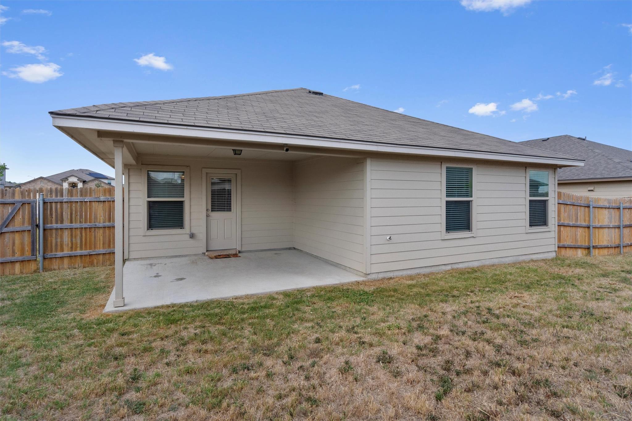 148 Rearden Blvd, Jarrell, TX 76537