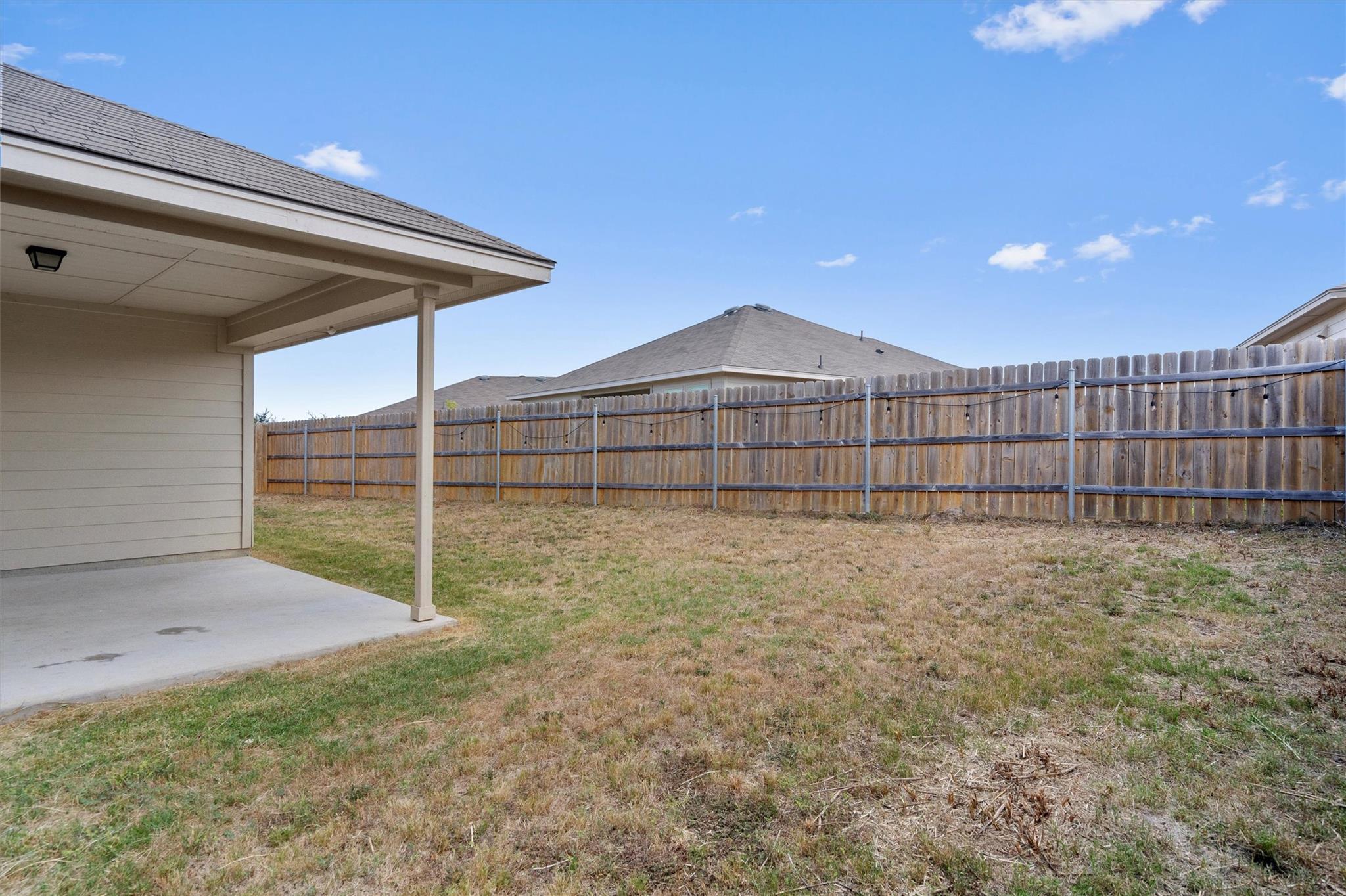 148 Rearden Blvd, Jarrell, TX 76537