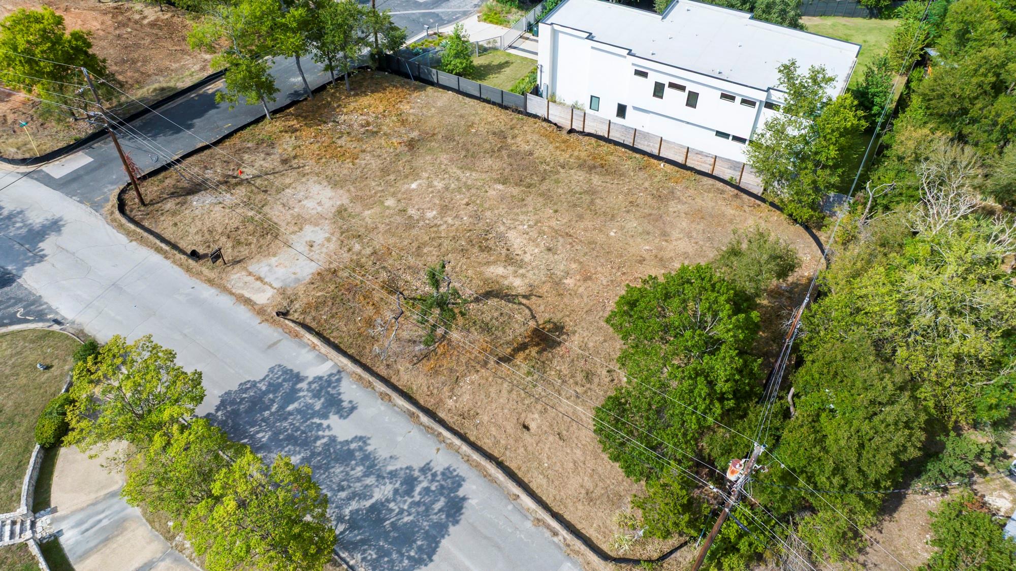 6300 Forest Hills Dr, Austin, TX 78746