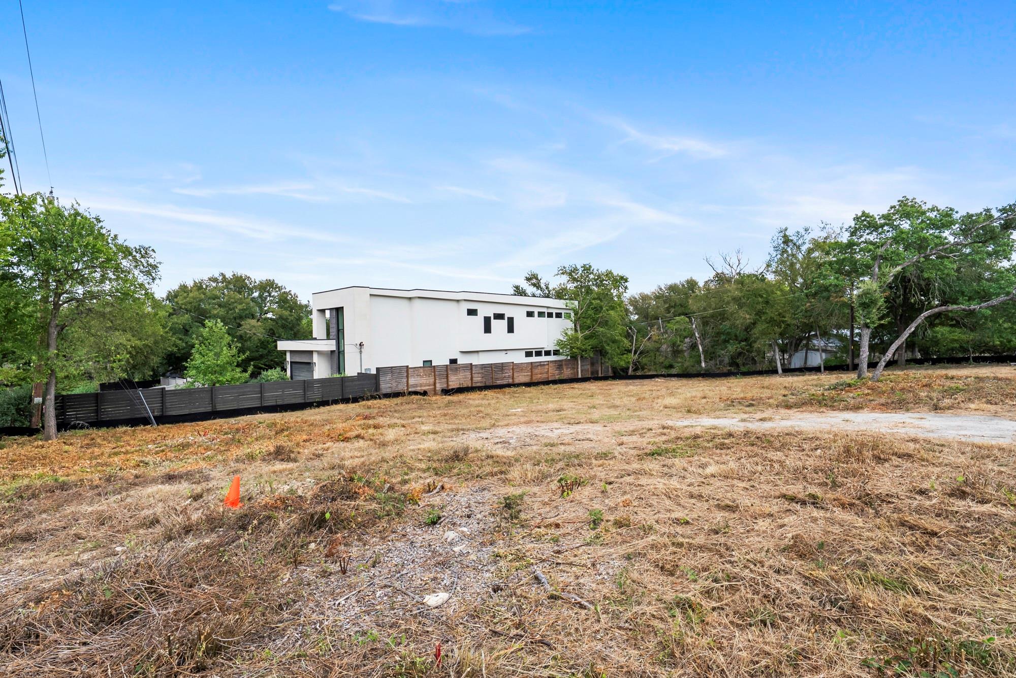 6300 Forest Hills Dr, Austin, TX 78746