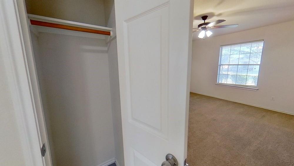 111 Carol Ave, Leander, TX 78641