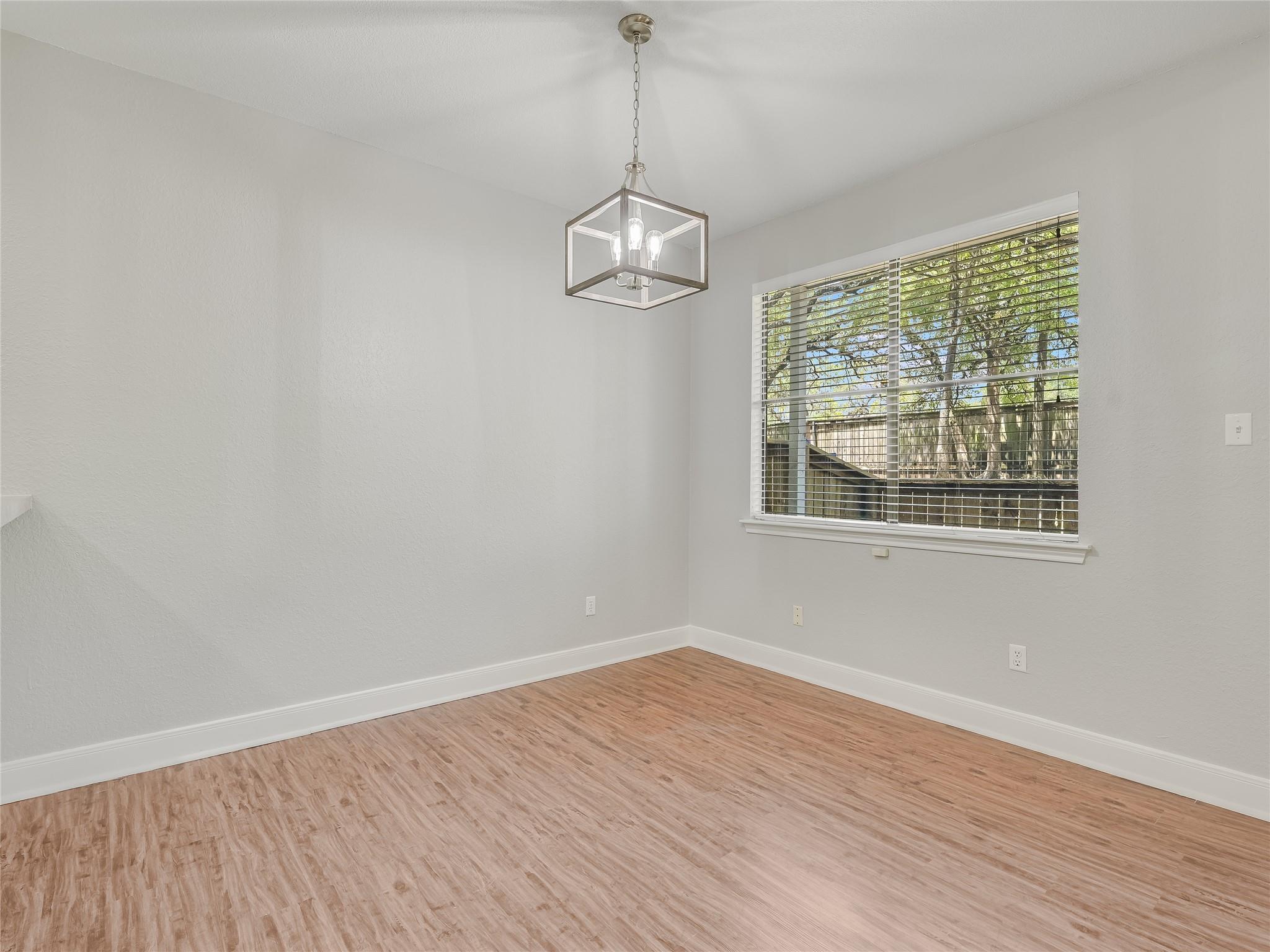 8402 Cima Oak Ln # B-4, Austin, TX 78759