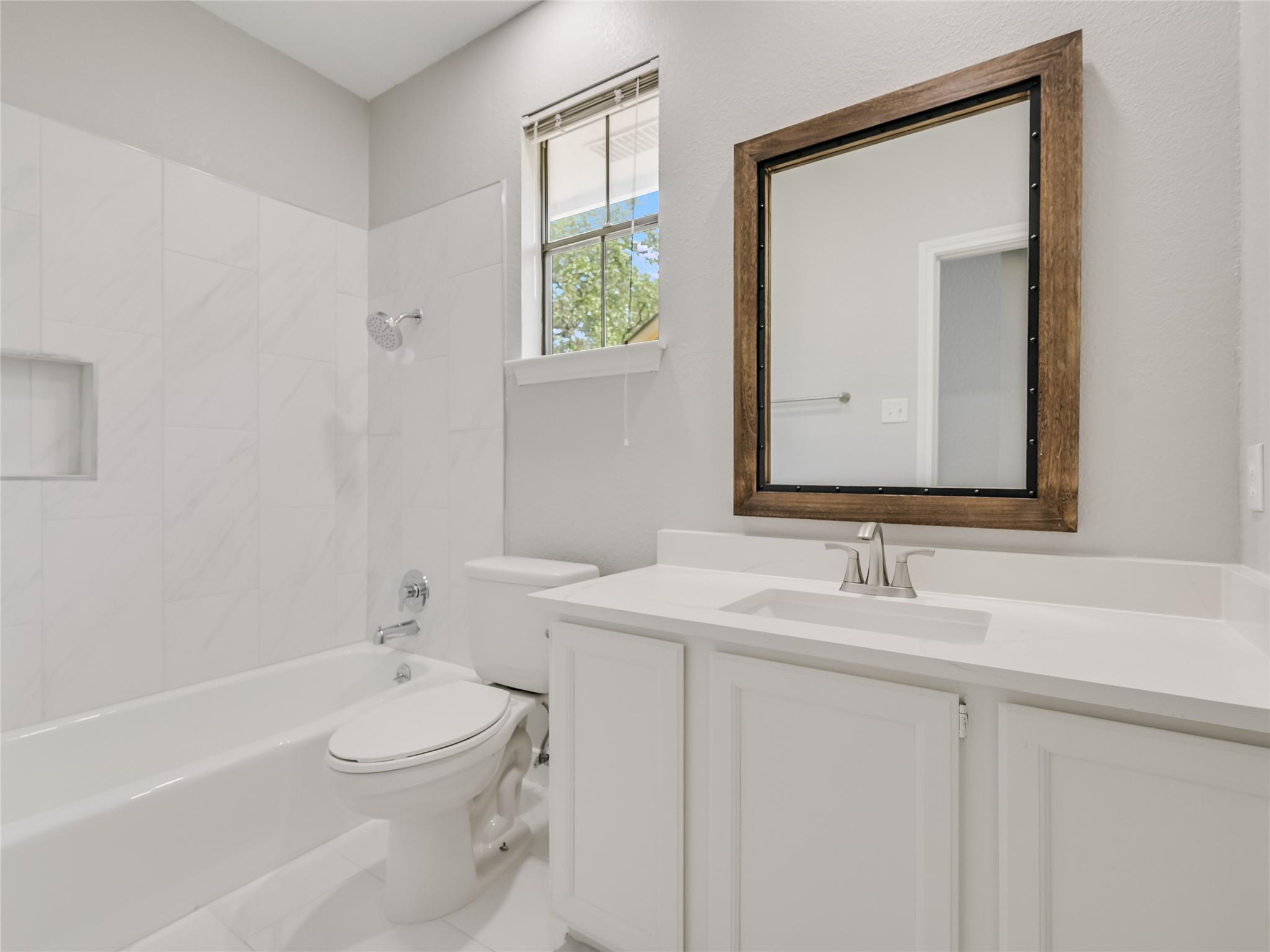 8402 Cima Oak Ln # B-4, Austin, TX 78759