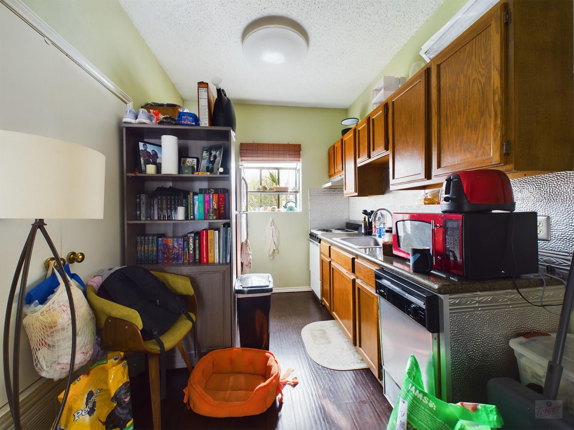 3206 King St # 205, Austin, TX 78705