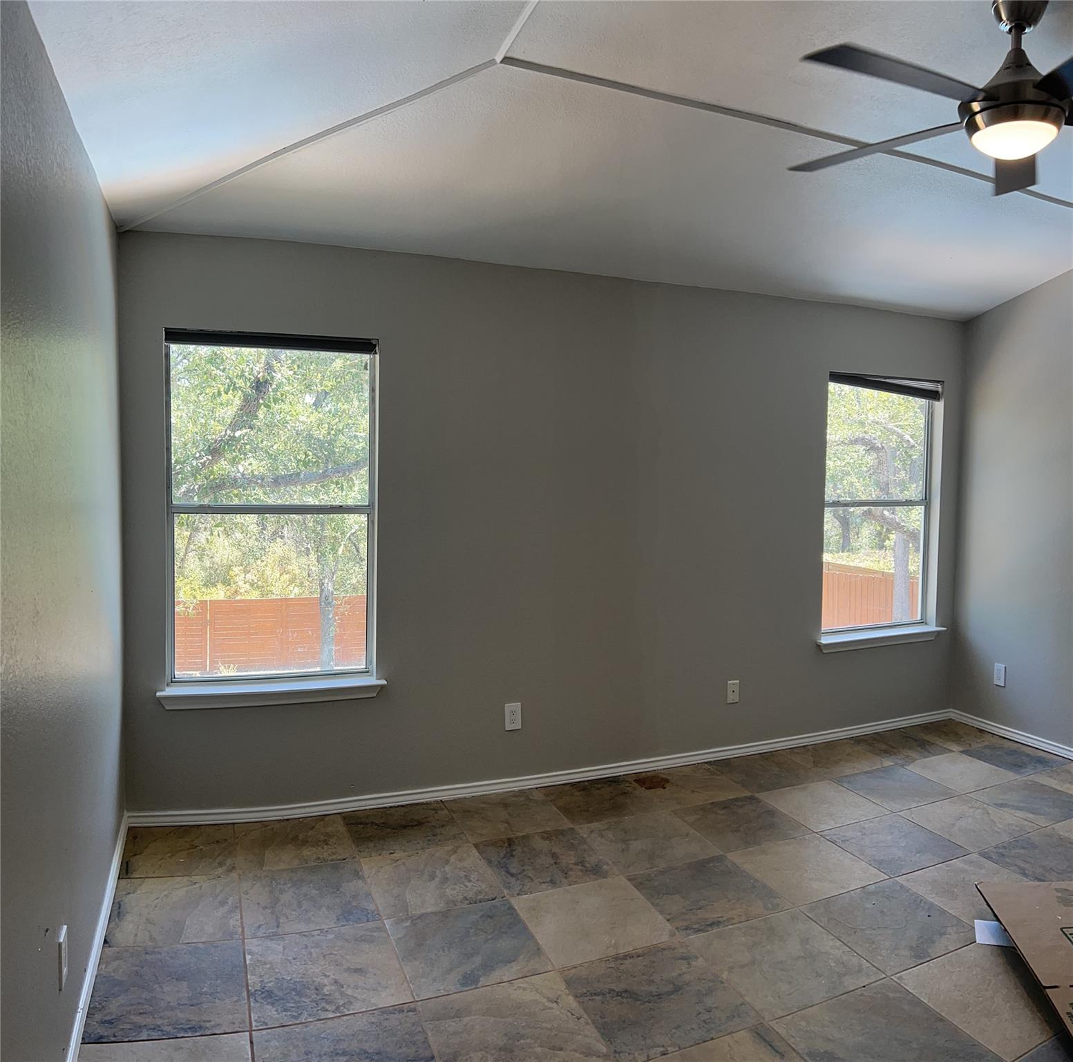 5433 Hitcher Bnd, Austin, TX 78749