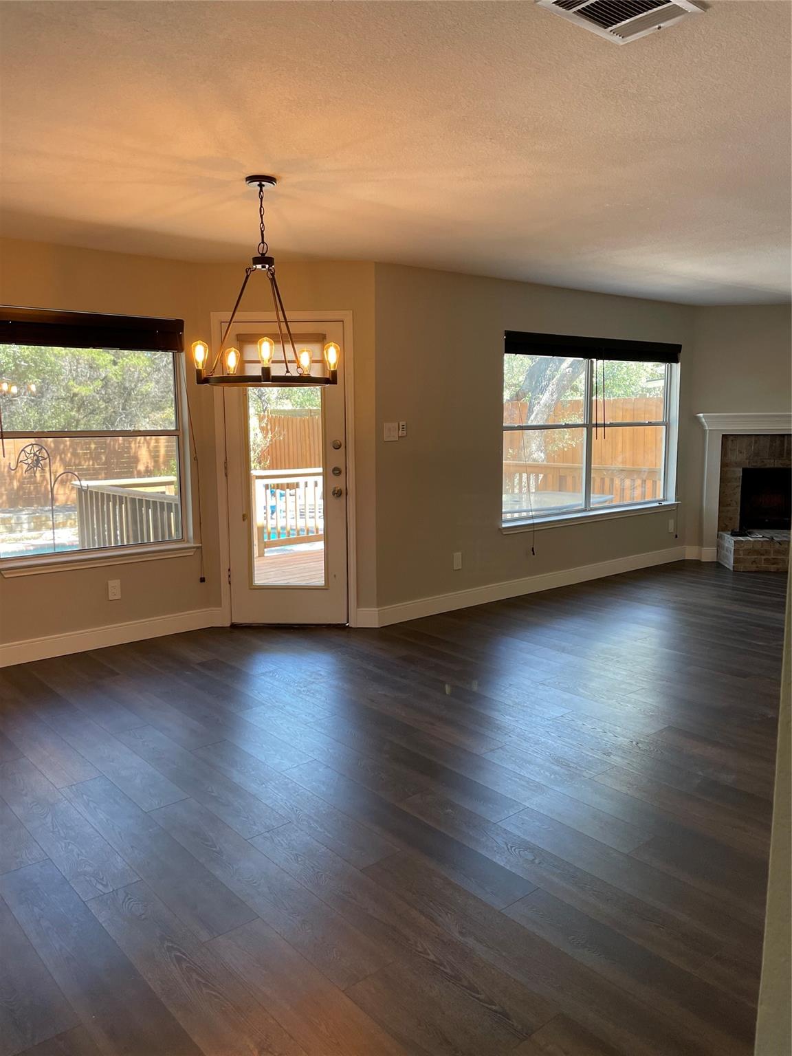 5433 Hitcher Bnd, Austin, TX 78749