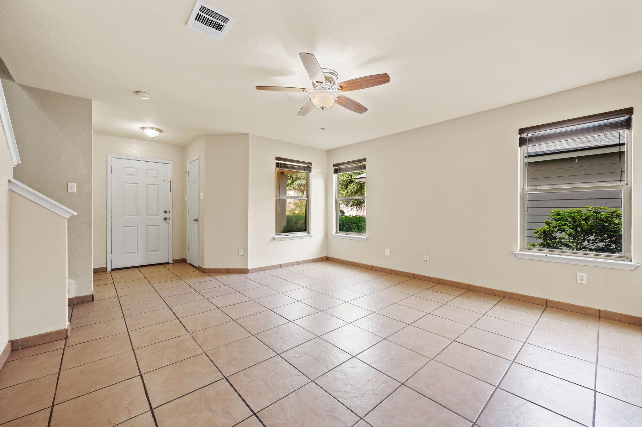 79 Jan Ln, Georgetown, TX 78626