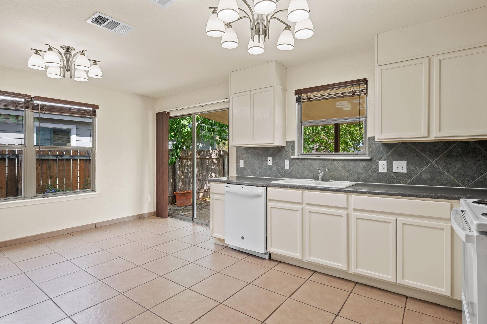 79 Jan Ln, Georgetown, TX 78626