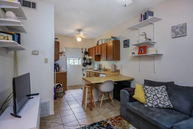 3206 King St # 203, Austin, TX 78705