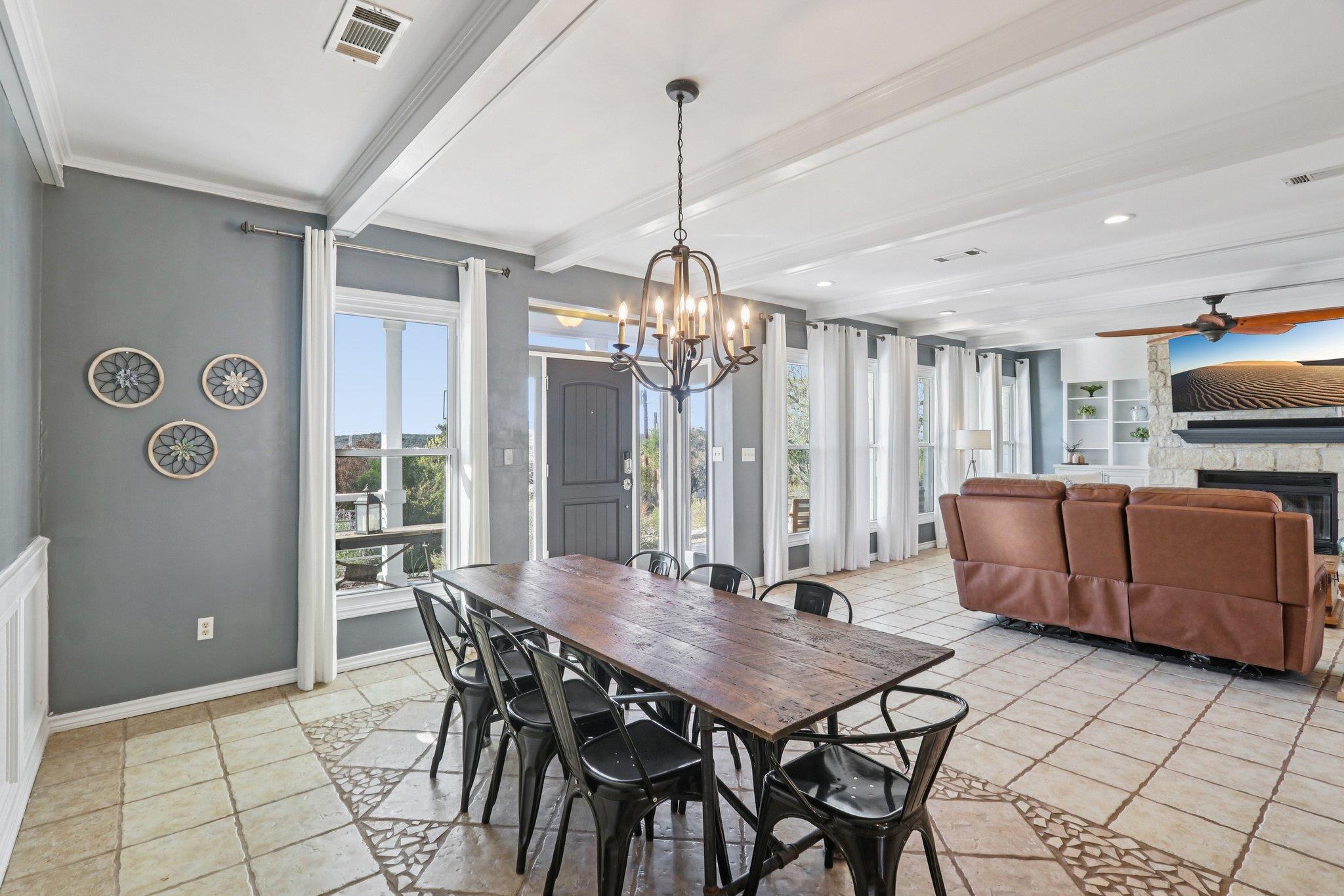 5101 Country Club Dr, Lago Vista, TX 78645