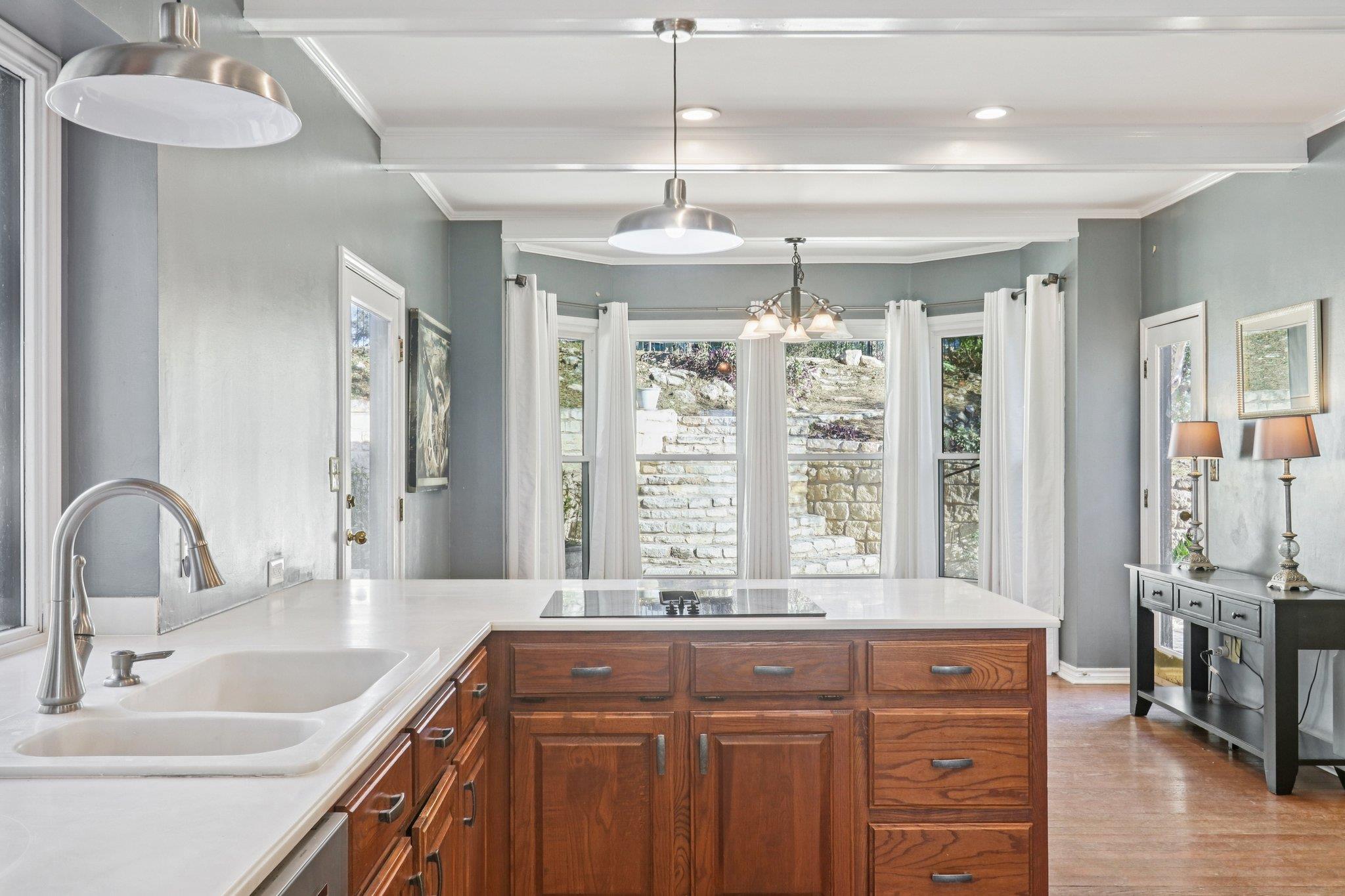 5101 Country Club Dr, Lago Vista, TX 78645