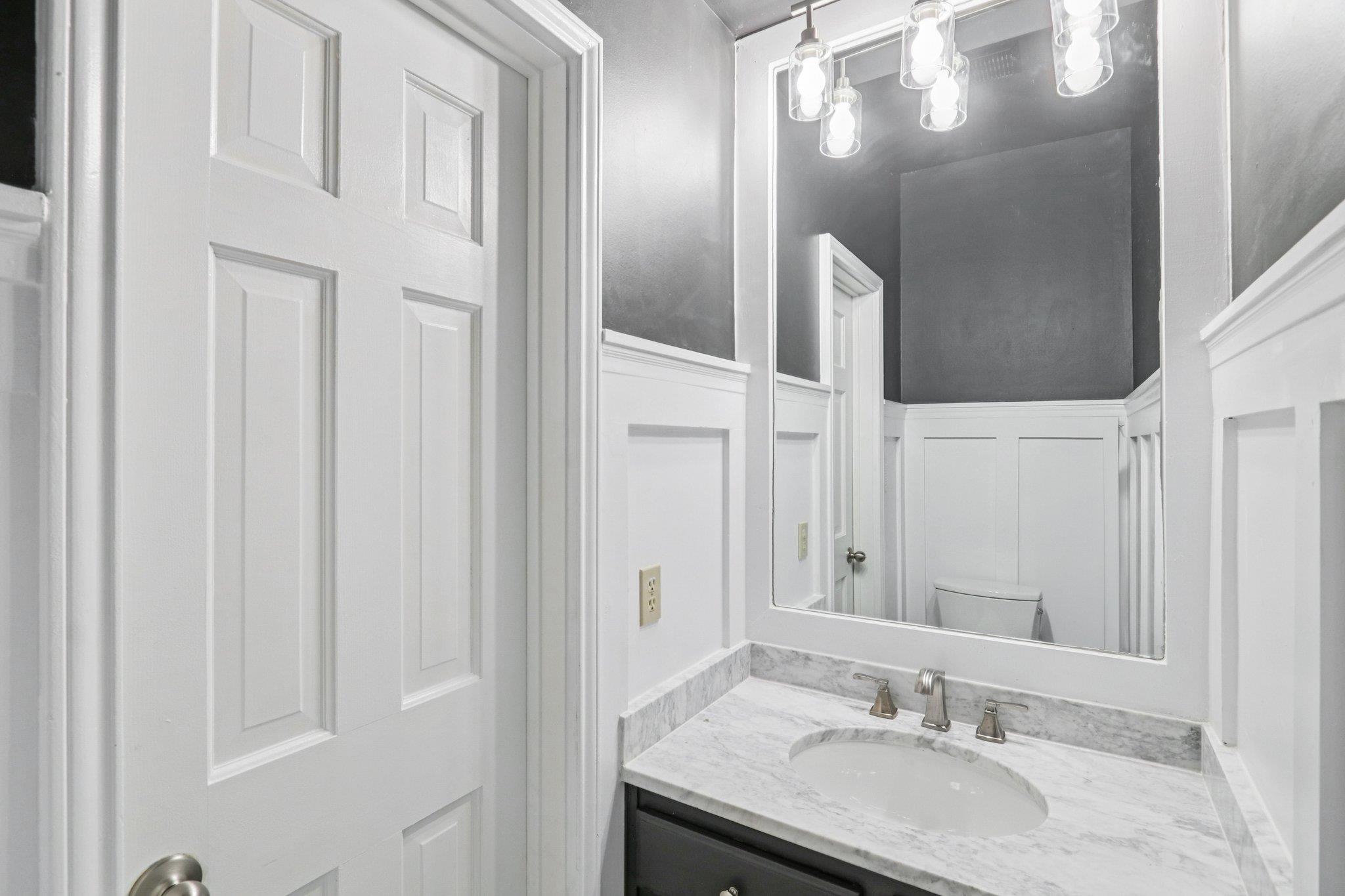 5101 Country Club Dr, Lago Vista, TX 78645